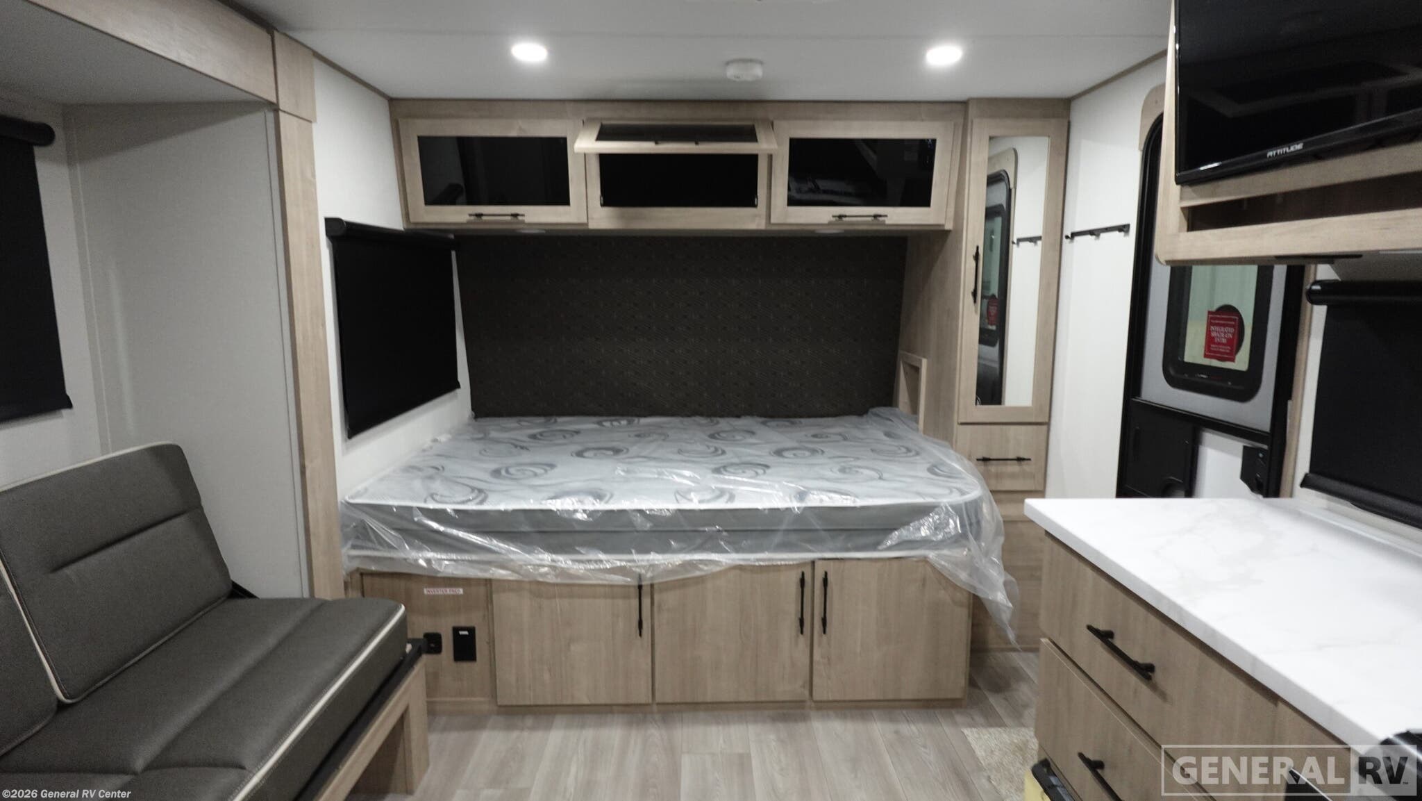 New 2026 Grand Design Imagine 16MLA available in North Canton, Ohio