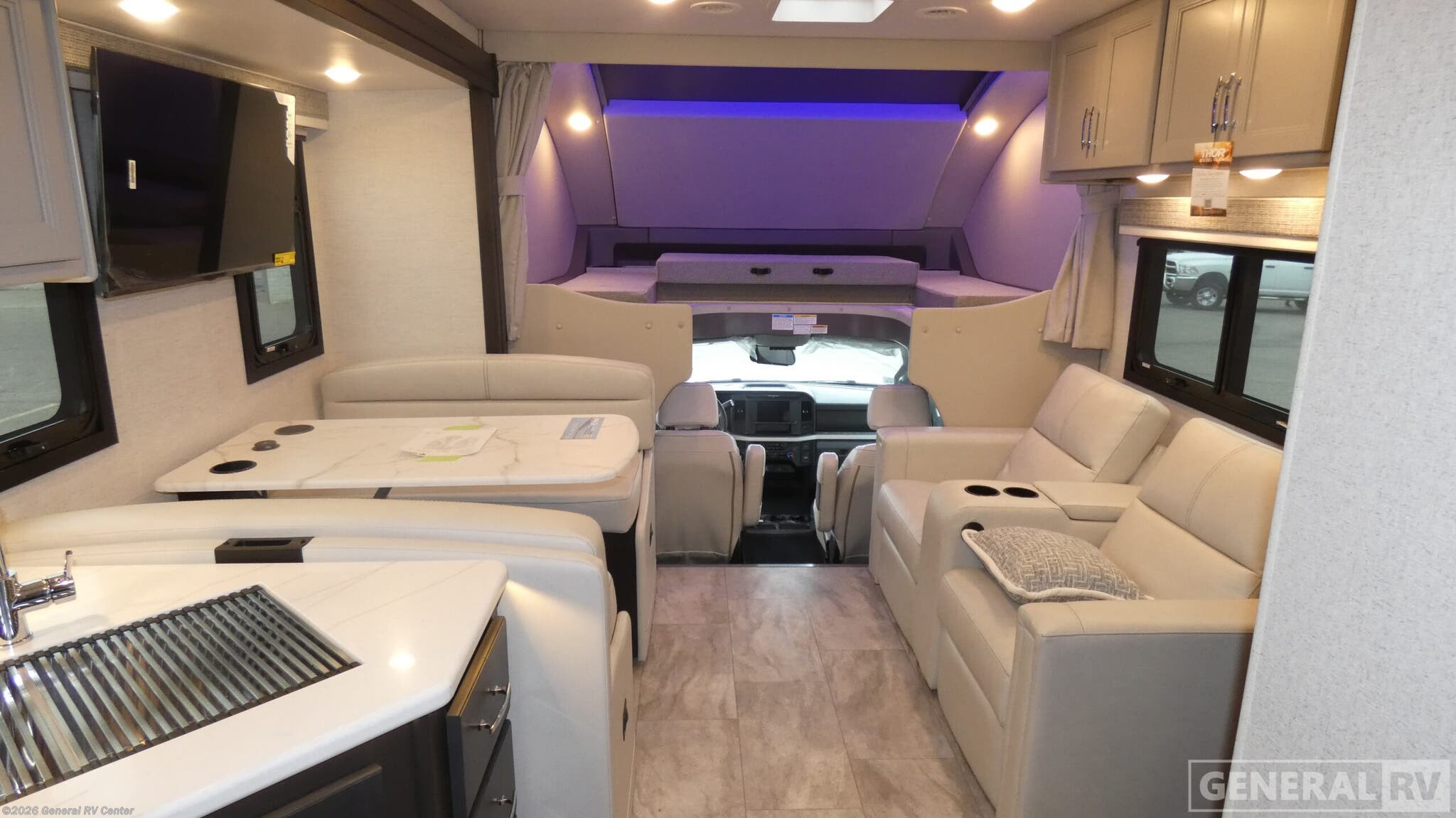 New 2026 Thor Motor Coach Magnitude X32 available in North Canton, Ohio