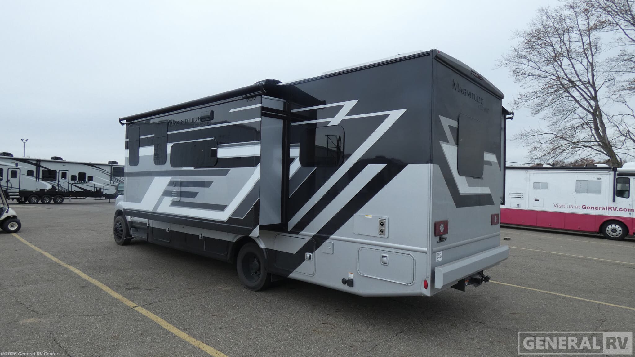 2026 Magnitude X32 by Thor Motor Coach from General RV Center in North Canton, Ohio