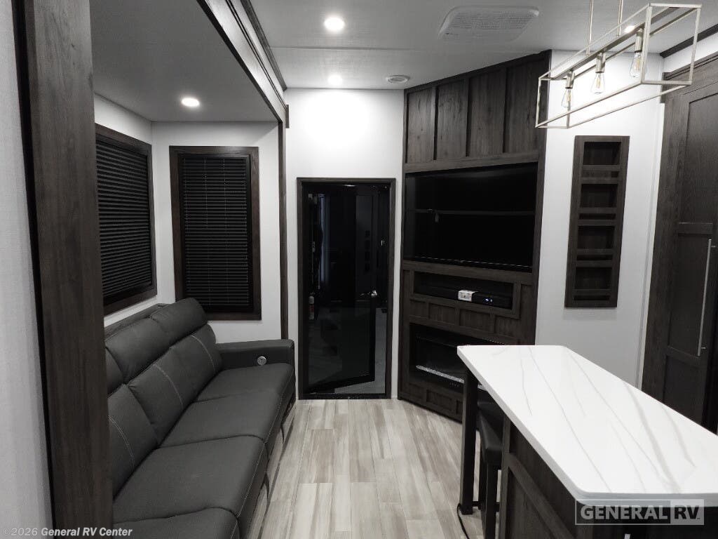 2025 Fuzion 419 by Keystone from General RV Center in North Canton, Ohio