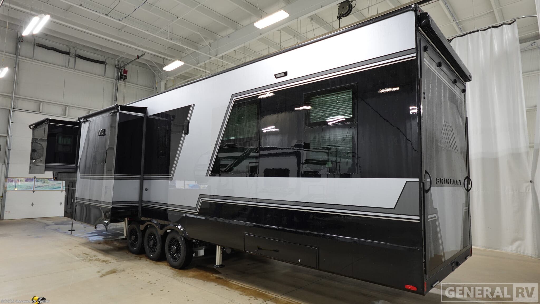 2026 Model G 4000 by Brinkley RV from General RV Center in North Canton, Ohio