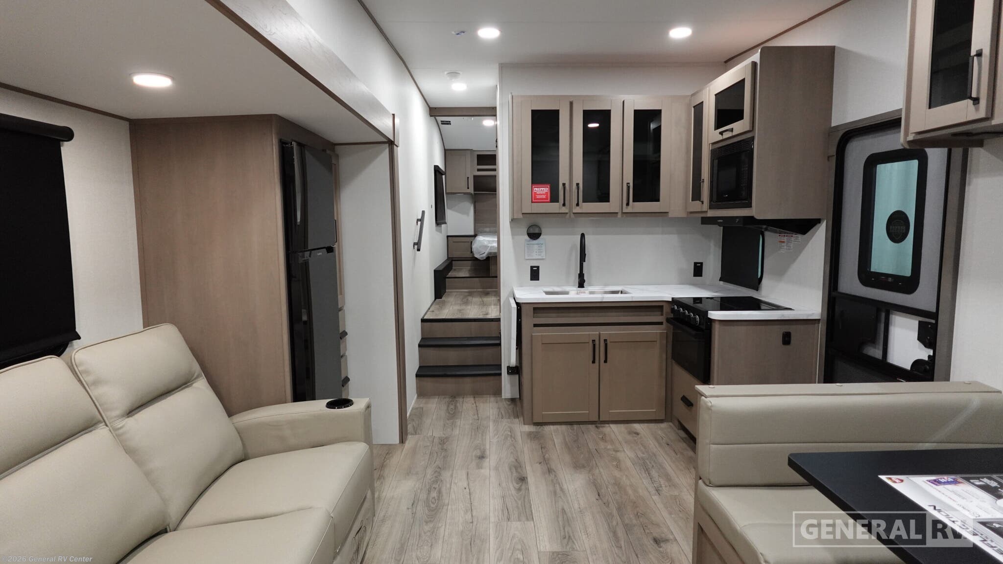 New 2026 Grand Design Reflection 100 Series 32BH available in North Canton, Ohio