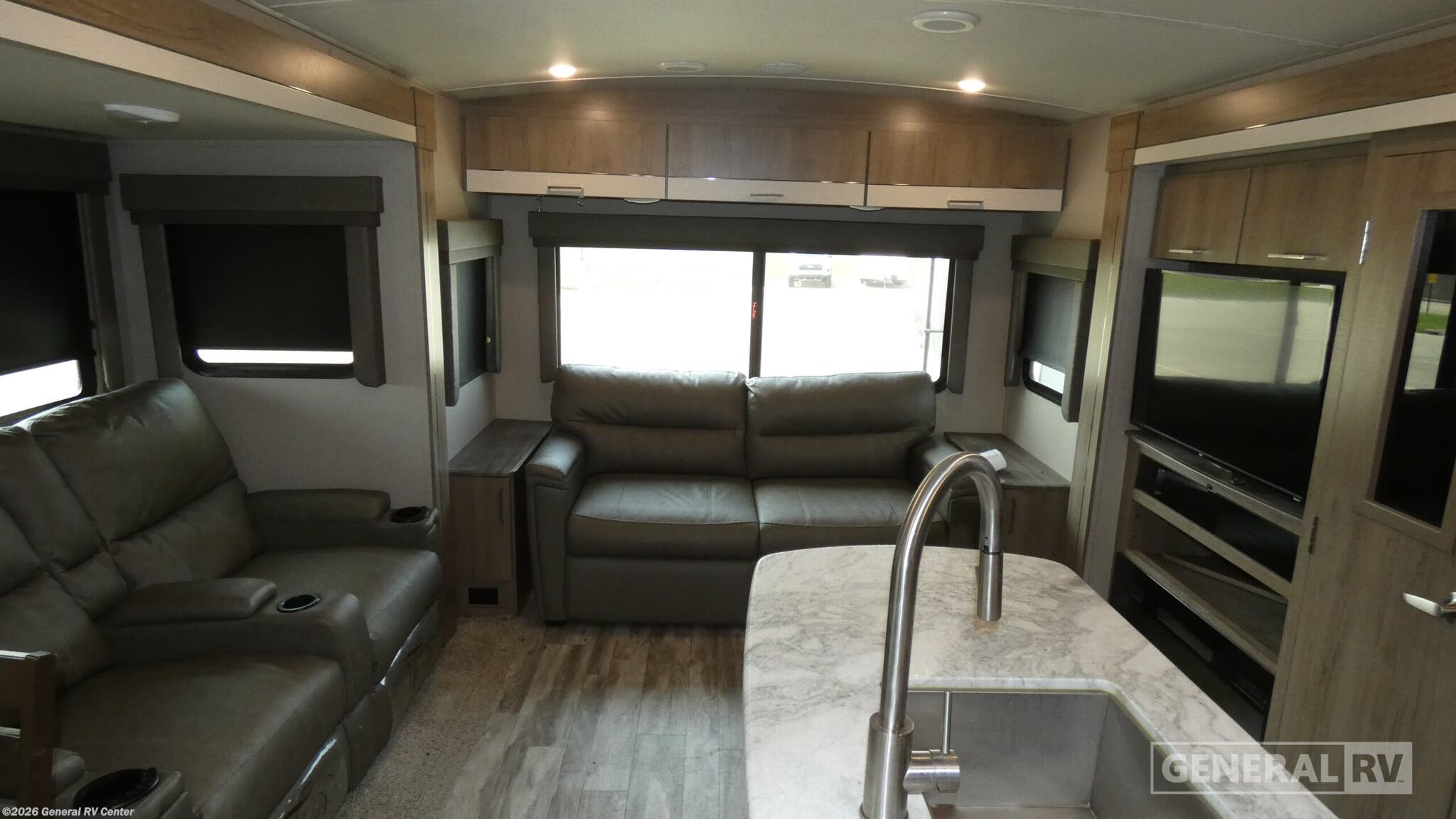2022 Grand Design Imagine 2970RL - Used Travel Trailer For Sale by General RV Center in North Canton, Ohio