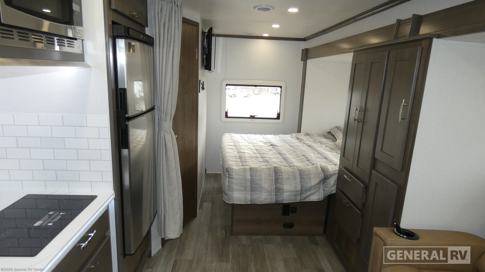 2026 Dynamax Corp Isata 3 24SSSFXM - Used Class C For Sale by General RV Center in North Canton, Ohio