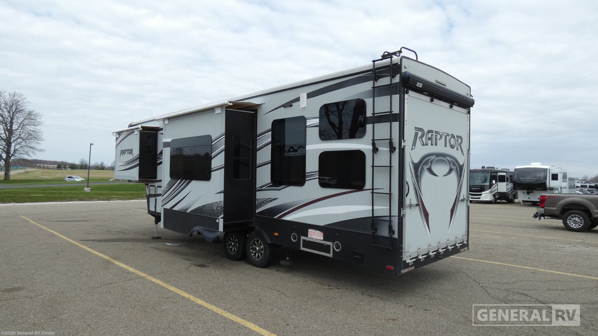 2015 Raptor 300MP by Keystone from General RV Center in North Canton, Ohio