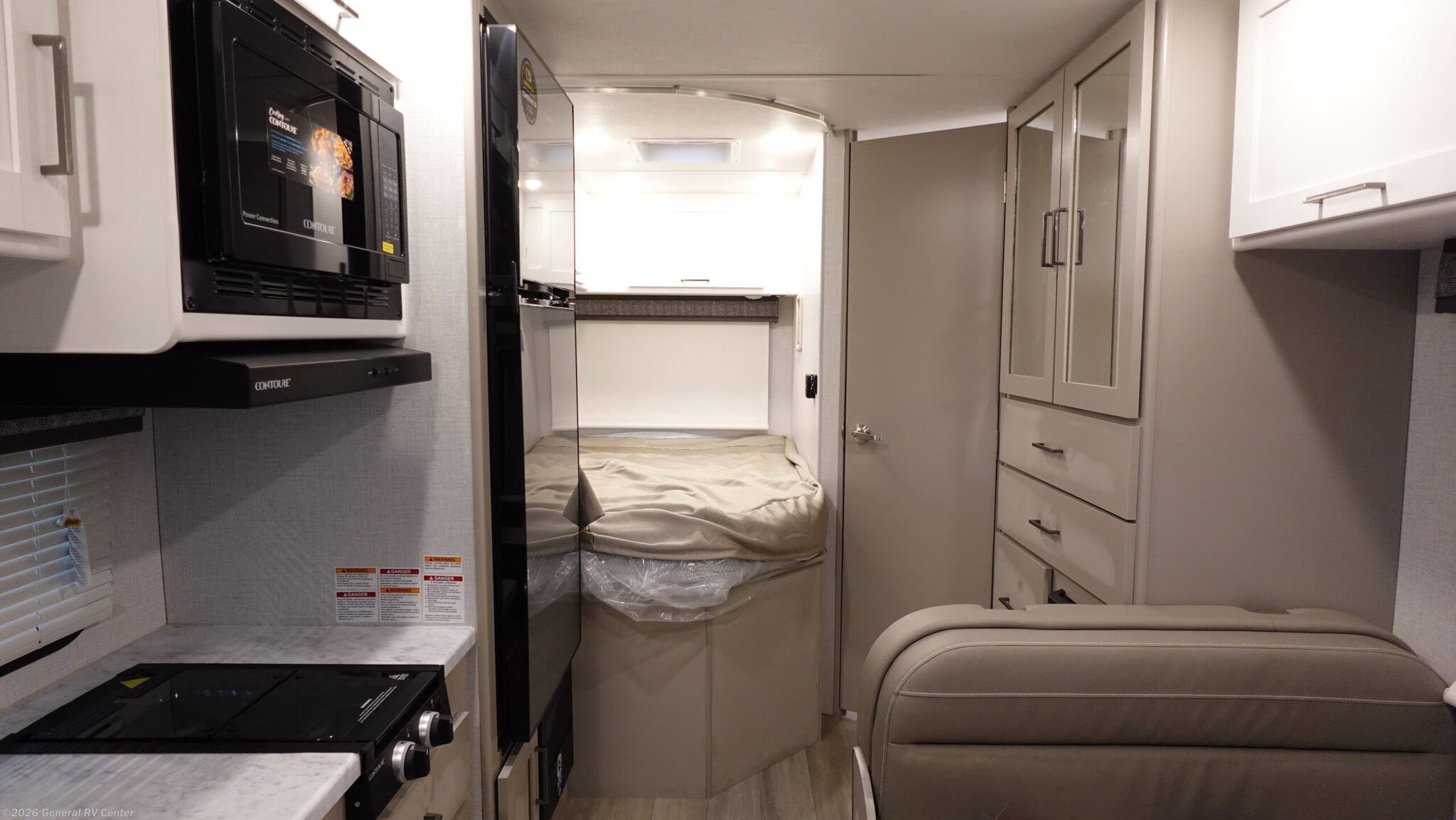 2026 Thor Motor Coach Pasadena SE SE21 Chevy - New Class C For Sale by General RV Center in North Canton, Ohio