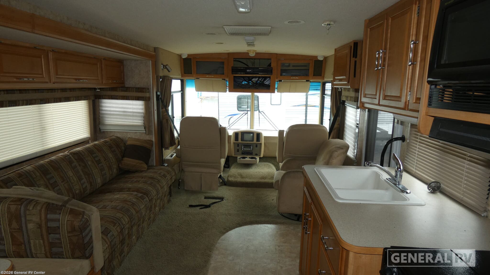 Used 2007 Winnebago Sightseer 35J available in North Canton, Ohio