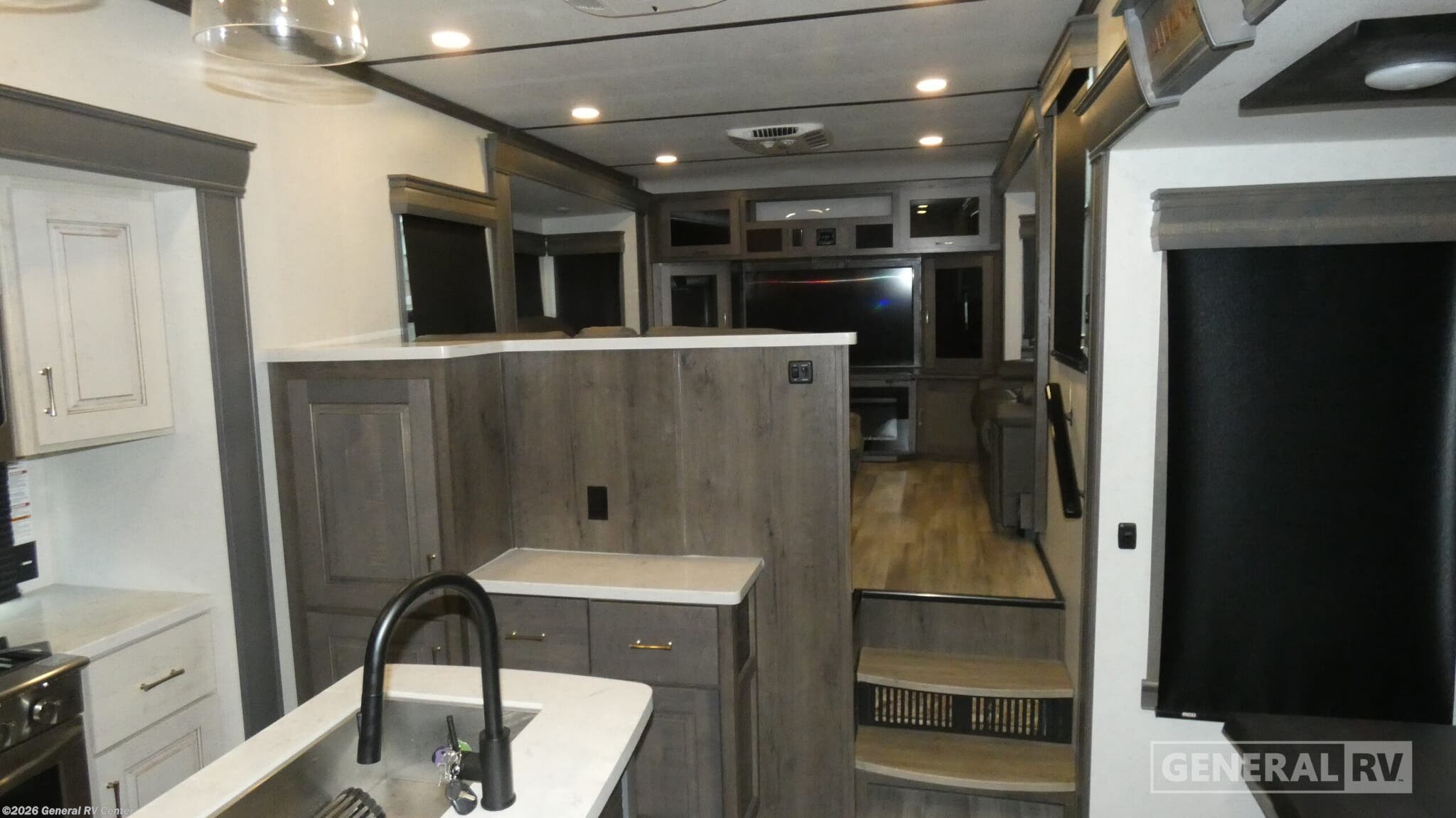 2022 Alliance RV Paradigm 385FL - Used Fifth Wheel For Sale by General RV Center in North Canton, Ohio