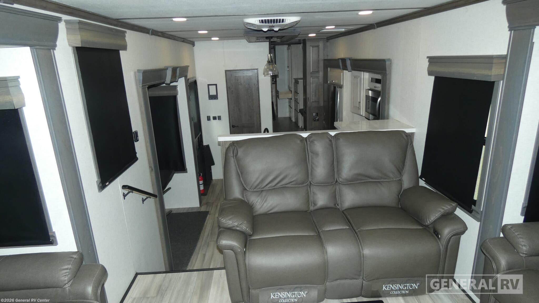 Used 2022 Alliance RV Paradigm 385FL available in North Canton, Ohio