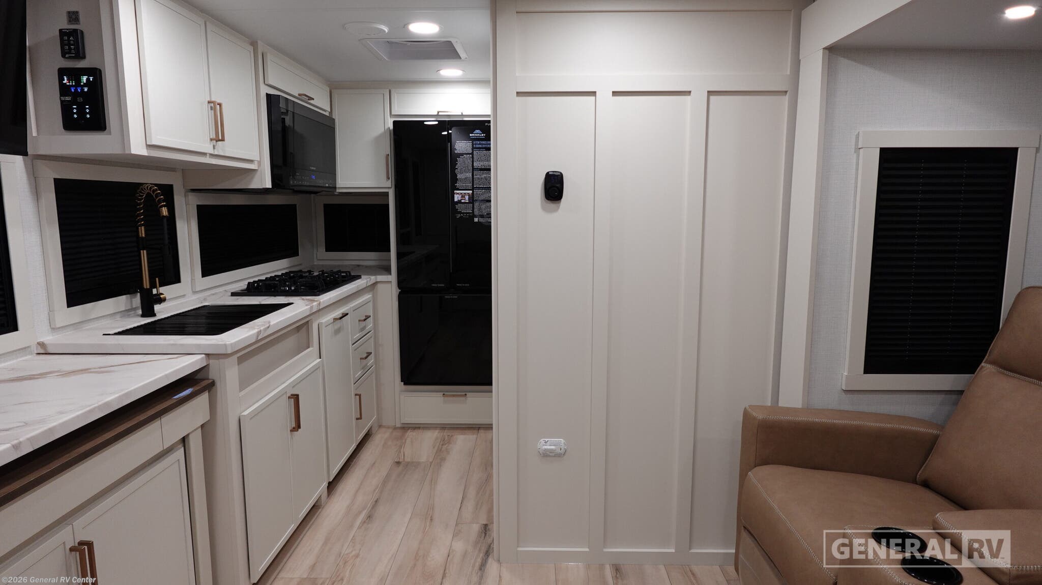 2026 Brinkley RV Model Ix 20X - New Travel Trailer For Sale by General RV Center in North Canton, Ohio