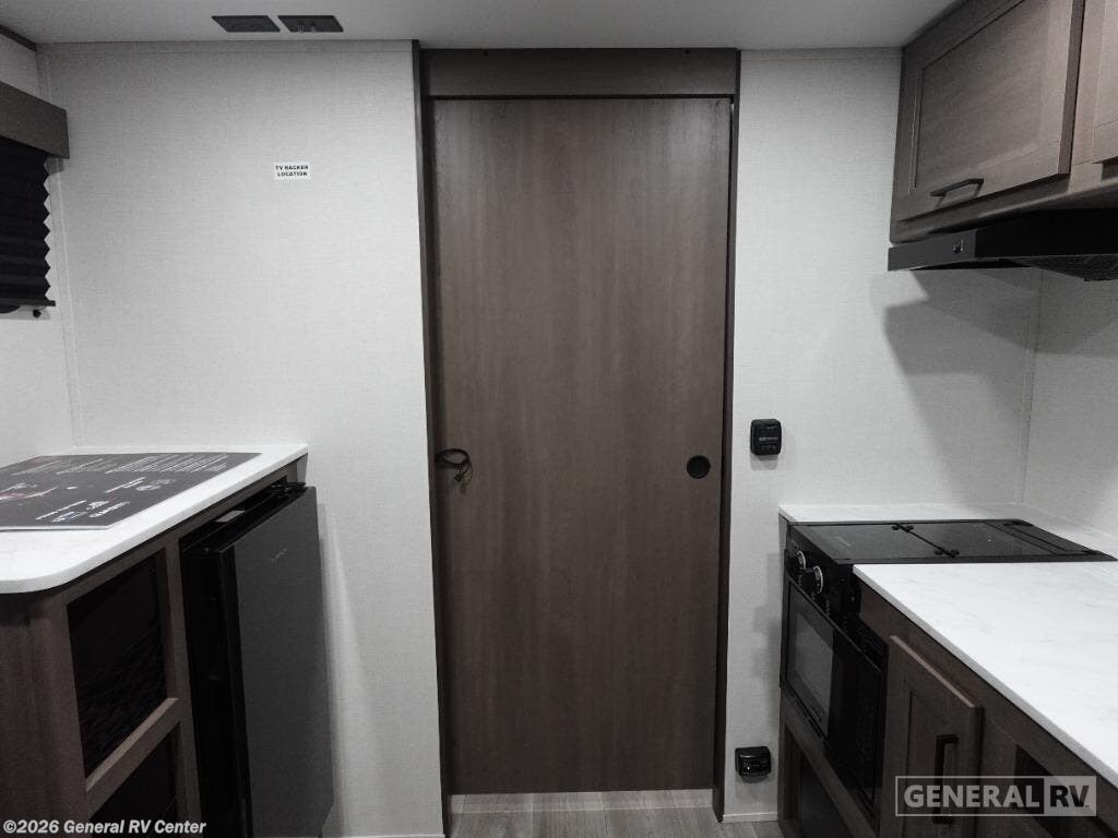 2026 Grand Design TRANSCEND-ONE 131DL - New Travel Trailer For Sale by General RV Center in North Canton, Ohio