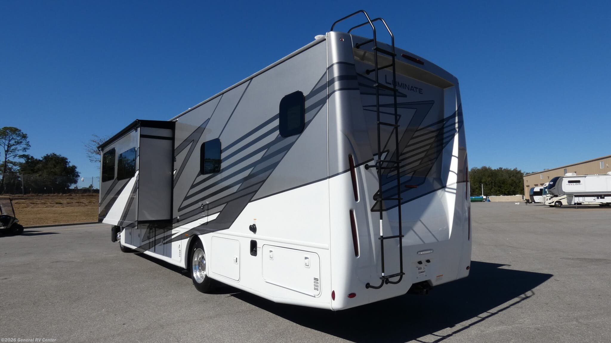2026 Luminate GG35 by Thor Motor Coach from General RV Center in North Canton, Ohio