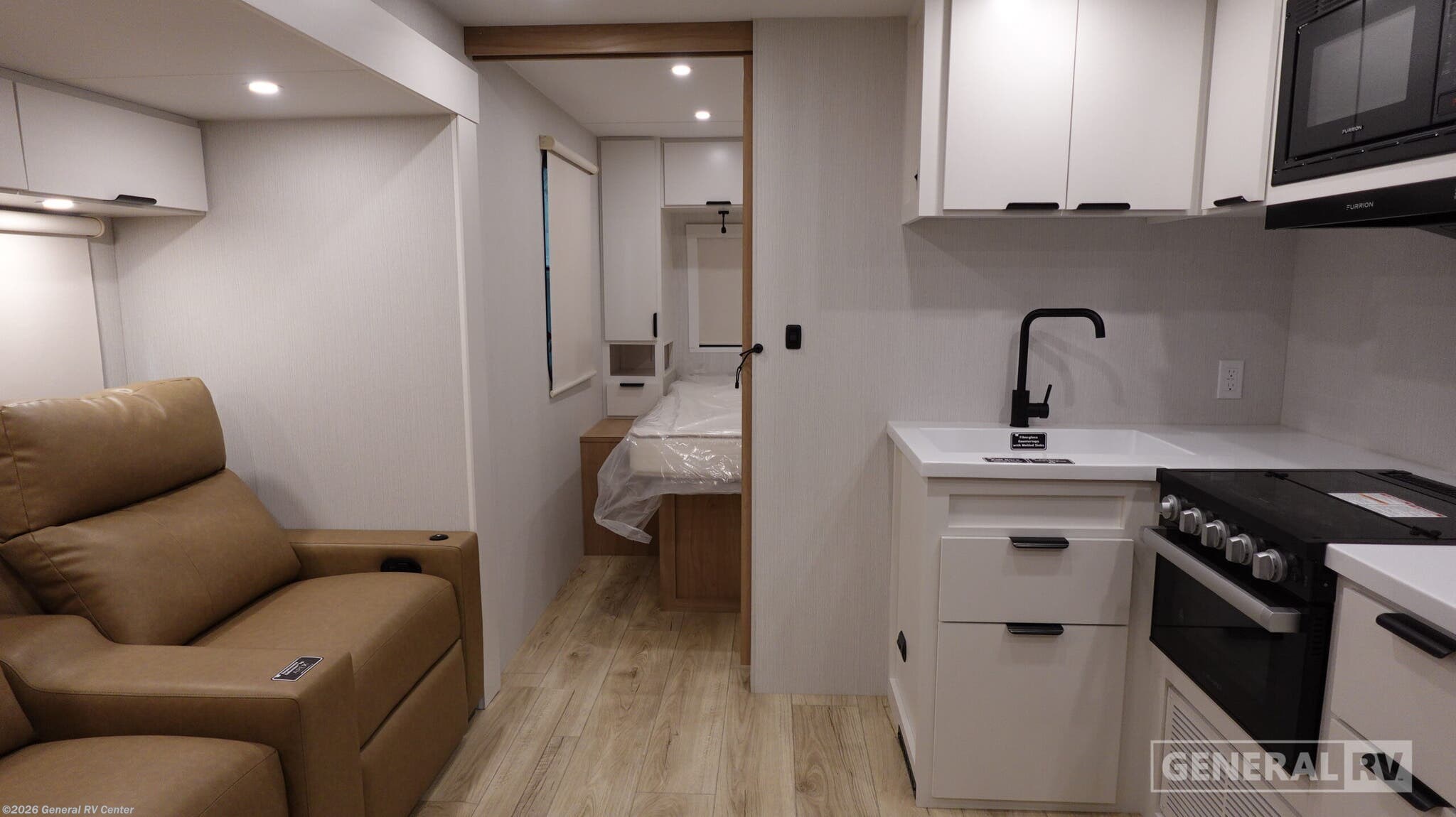 New 2026 Winnebago Thrive 22RBS available in North Canton, Ohio