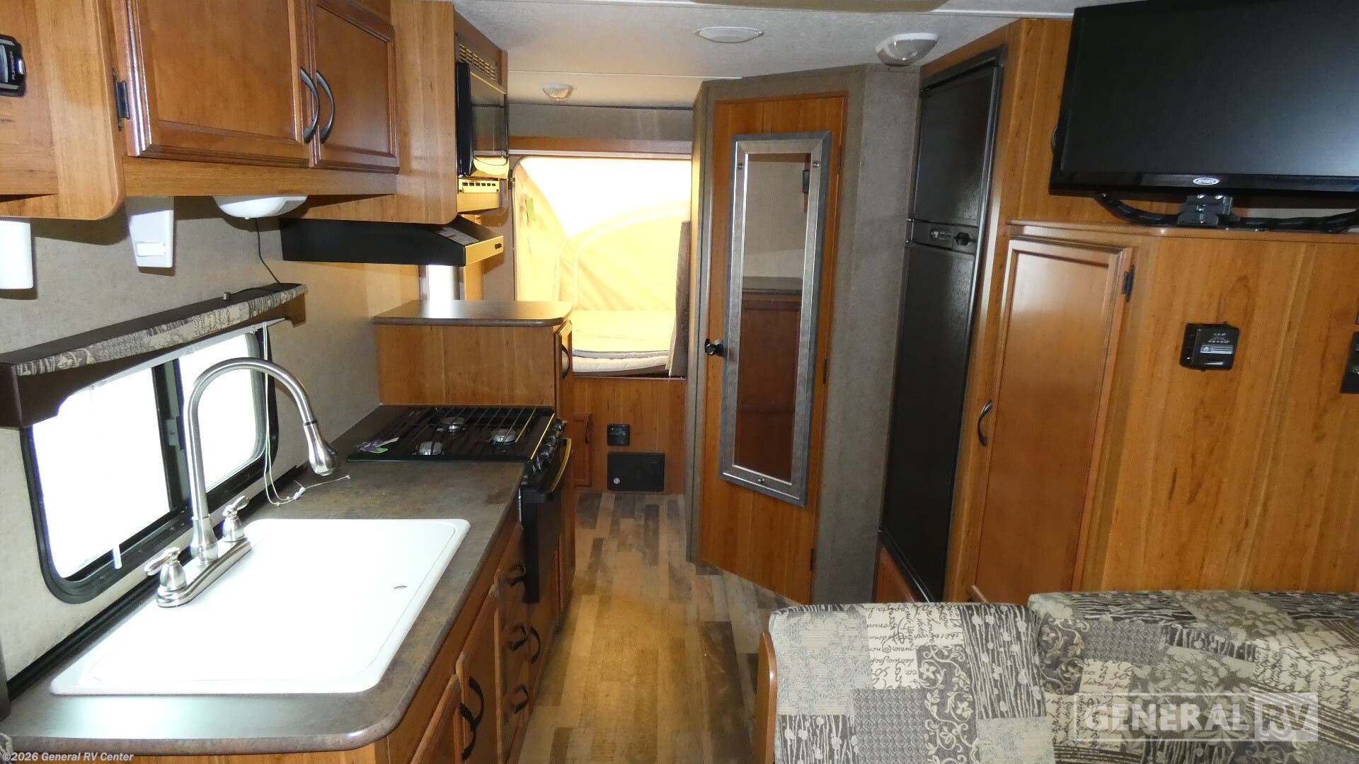 Used 2015 Starcraft Travel Star 207RB available in North Canton, Ohio