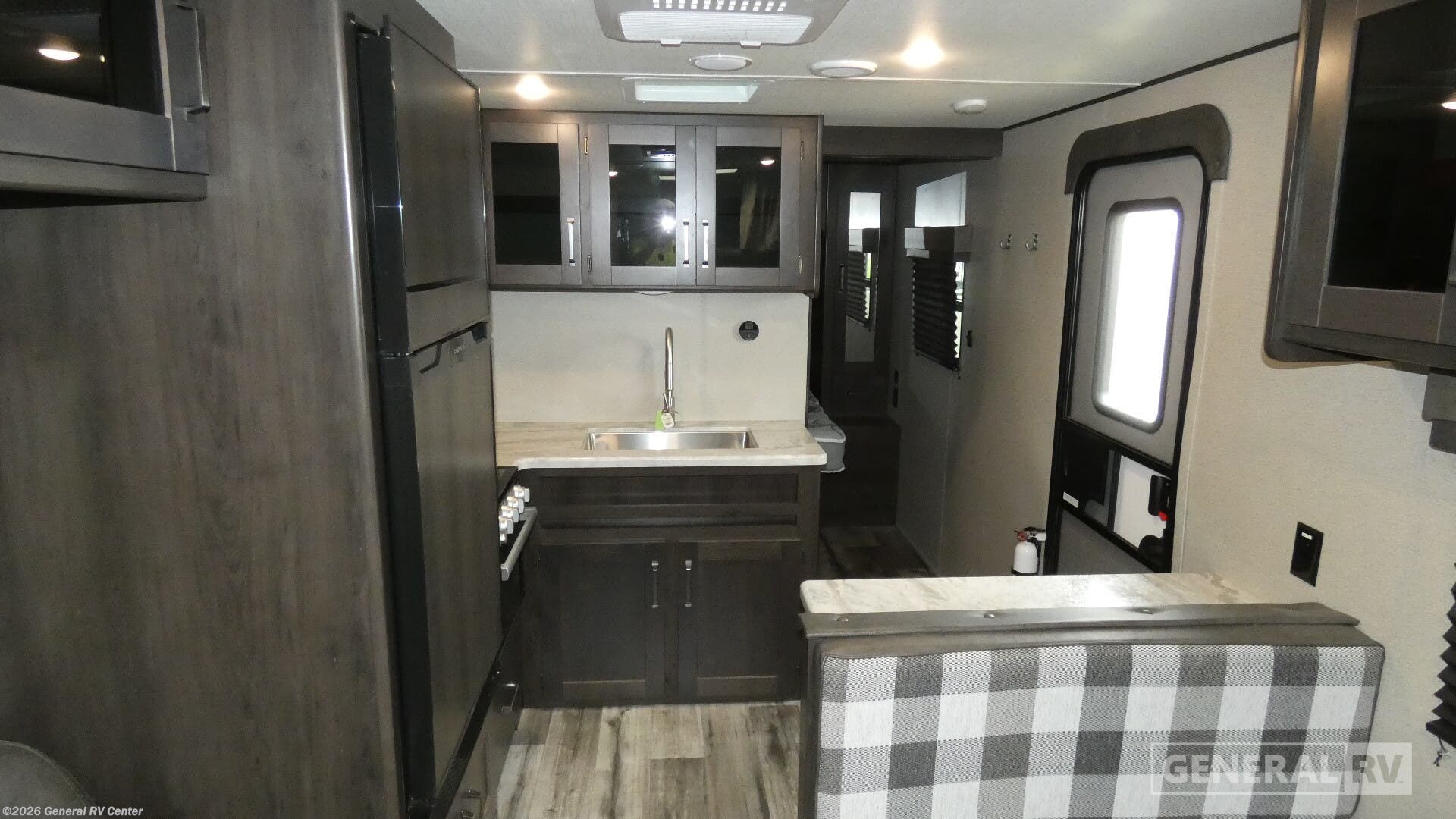 Used 2023 Grand Design Transcend Xplor 247BH available in North Canton, Ohio