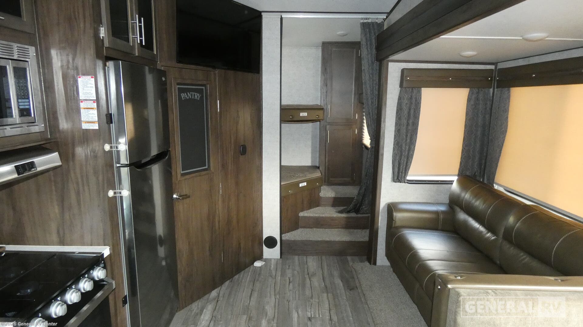 2019 Forest River Cherokee Arctic Wolf 265DBH8 - Used Fifth Wheel For Sale by General RV Center in North Canton, Ohio