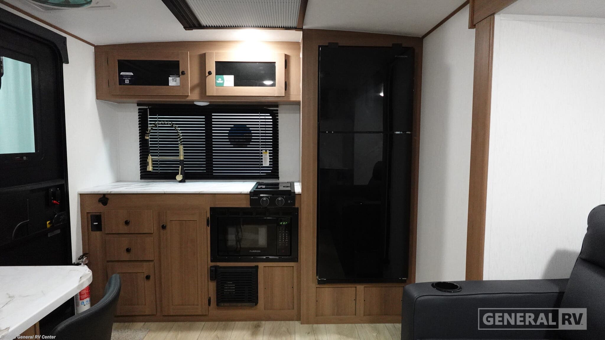 2026 Coachmen Apex Nano 216RKS - New Travel Trailer For Sale by General RV Center in North Canton, Ohio
