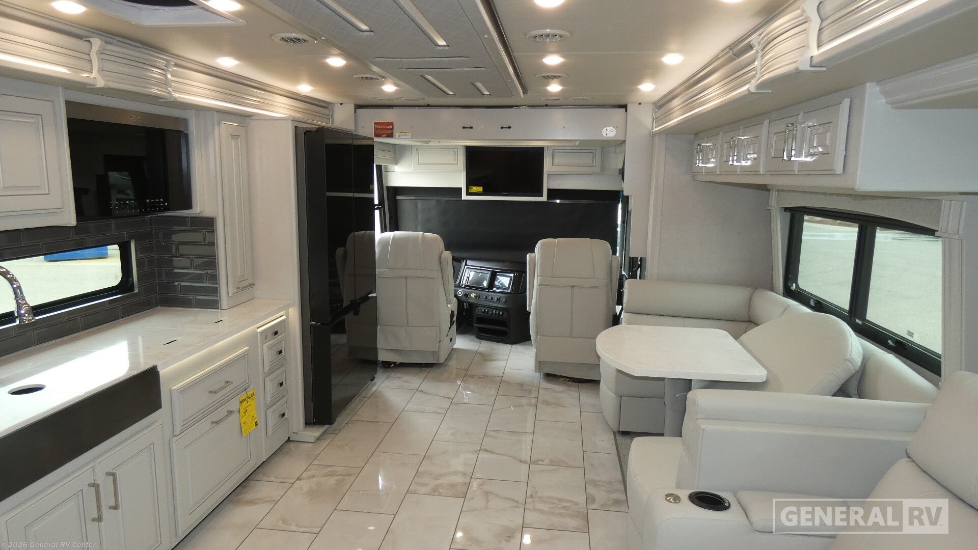 New 2026 Fleetwood Discovery LXE 40G available in North Canton, Ohio