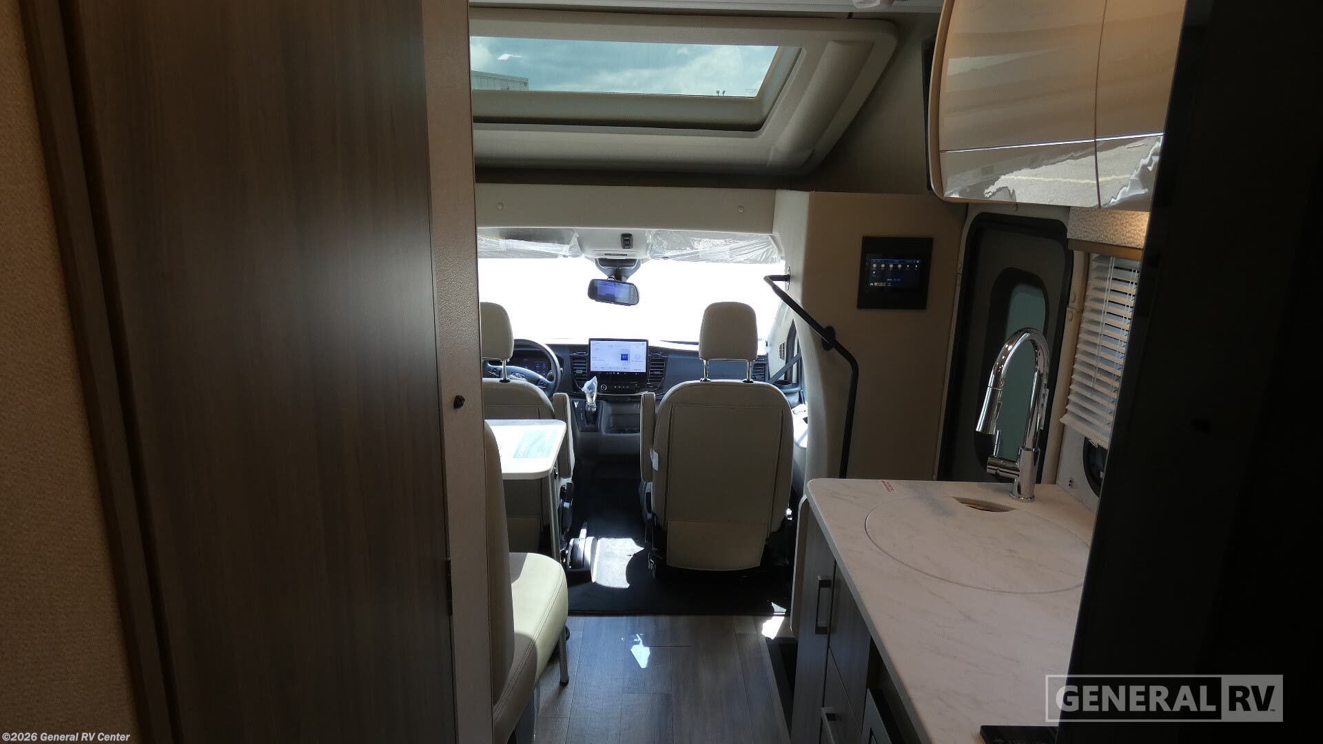 New 2026 Thor Motor Coach Gemini 22MT available in North Canton, Ohio