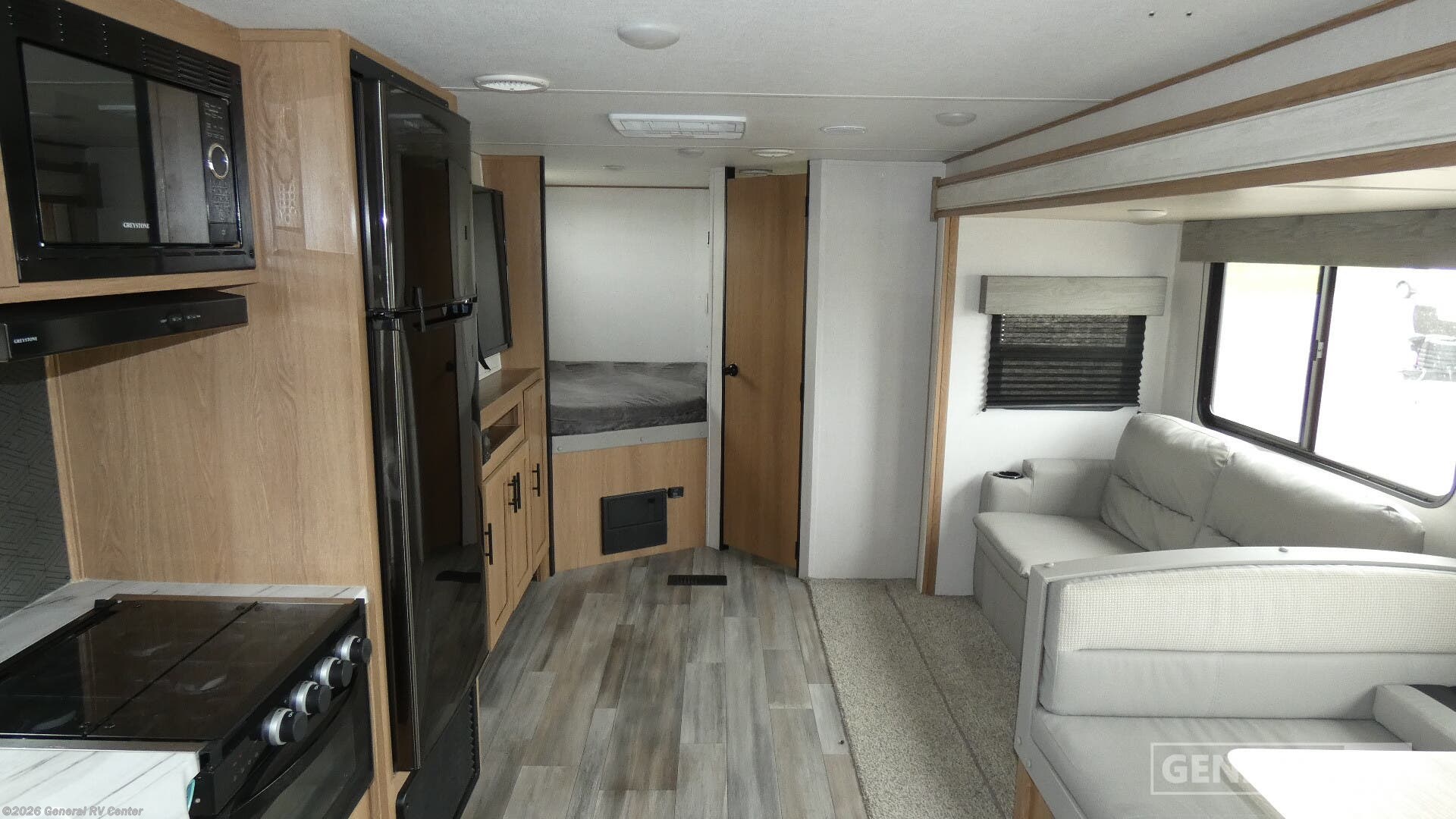 2022 Prime Time Avenger 27DBS - Used Travel Trailer For Sale by General RV Center in North Canton, Ohio