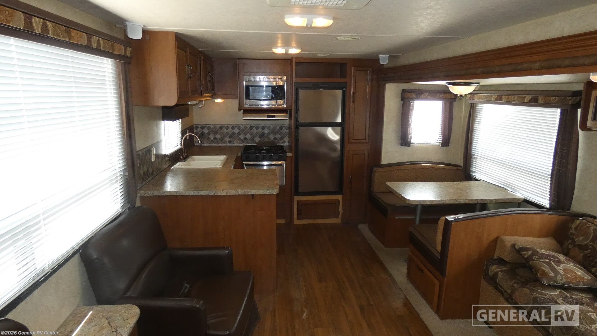 2014 Forest River Salem 27RKSS - Used Travel Trailer For Sale by General RV Center in North Canton, Ohio
