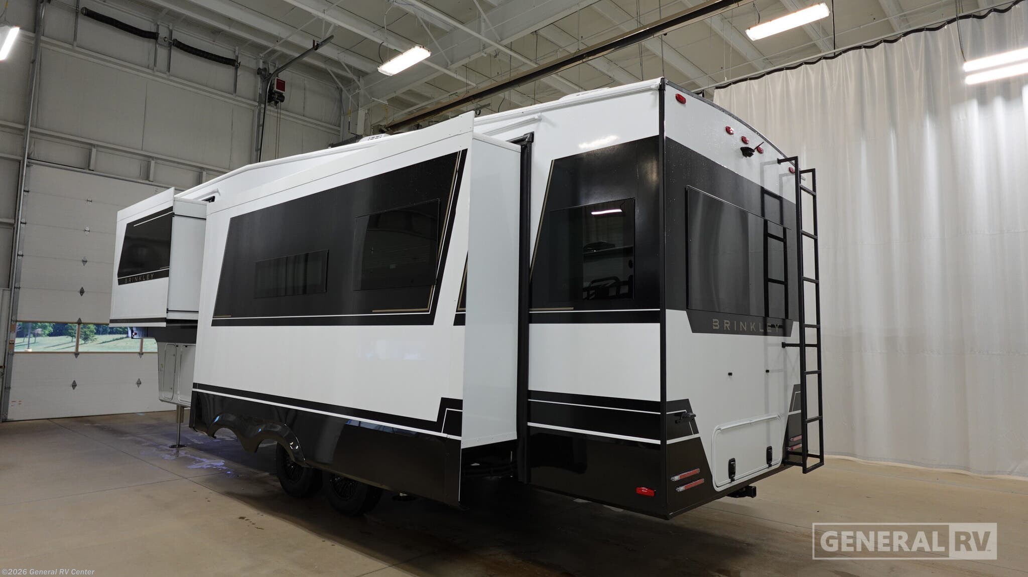 2027 Model Z 2900 by Brinkley RV from General RV Center in North Canton, Ohio