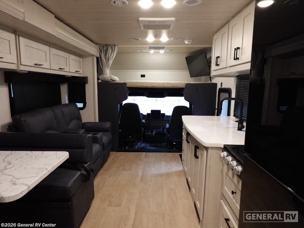 New 2026 Nexus Wraith 32F available in North Canton, Ohio