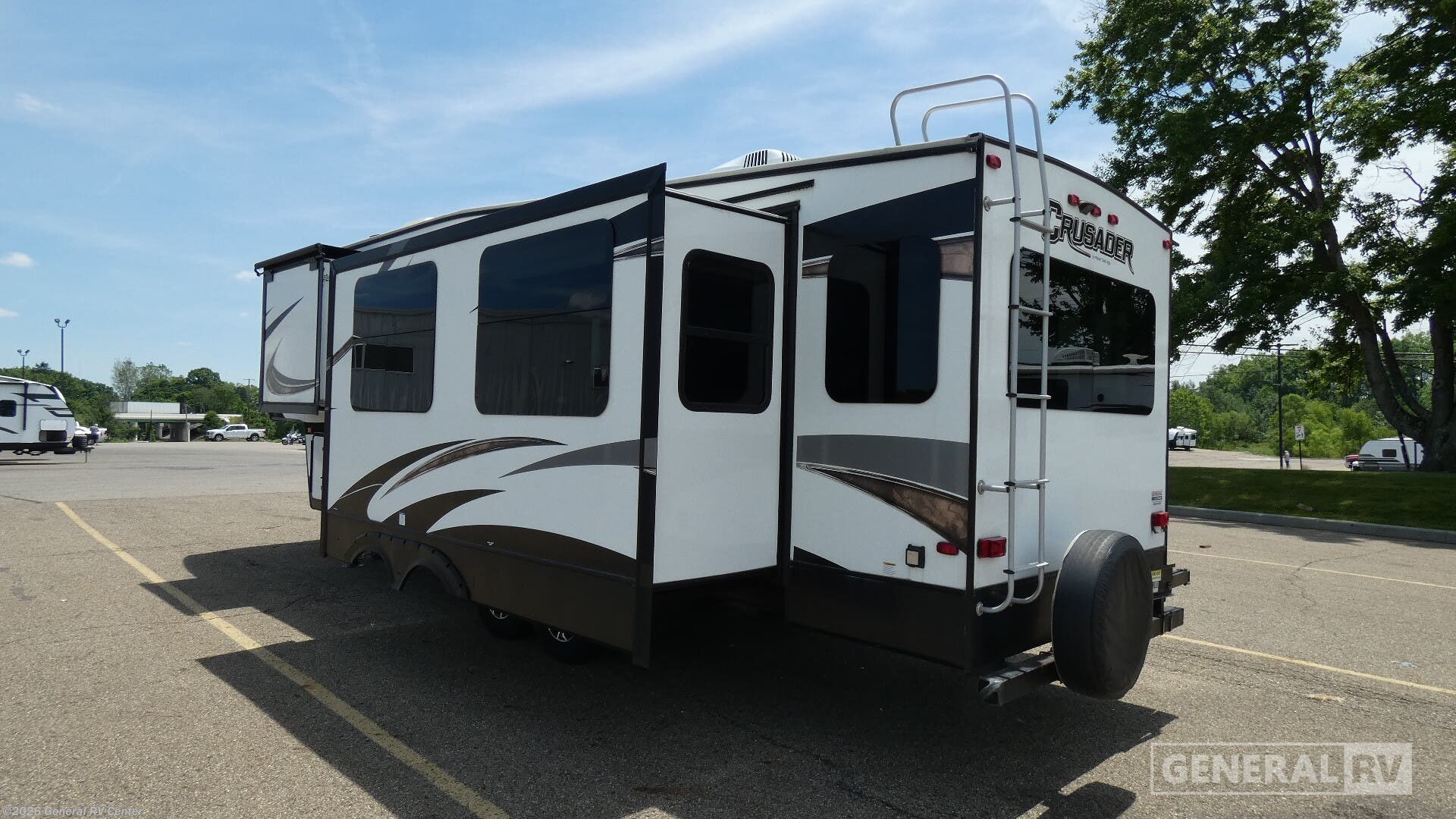 2018 Crusader 297RSK by Prime Time from General RV Center in North Canton, Ohio