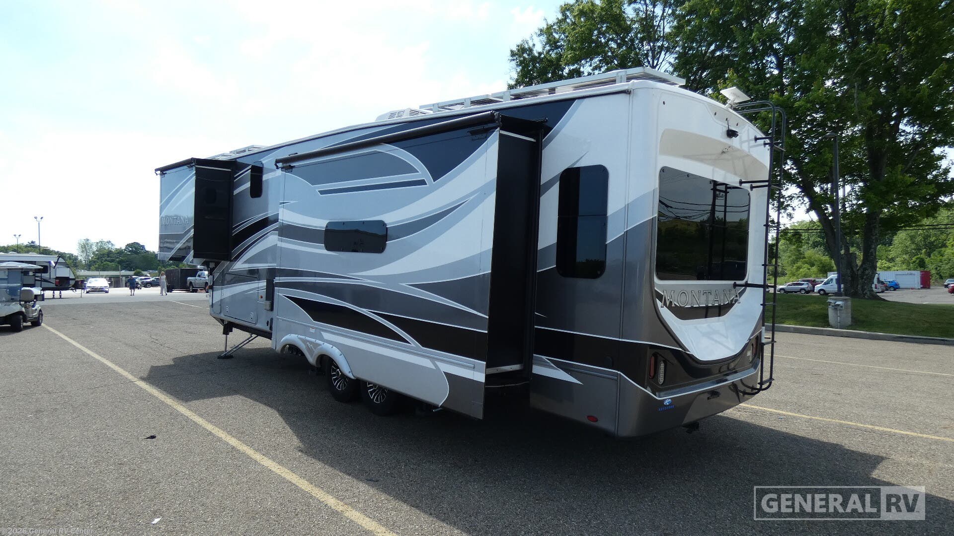 2024 Montana Legacy 3231CK by Keystone from General RV Center in North Canton, Ohio