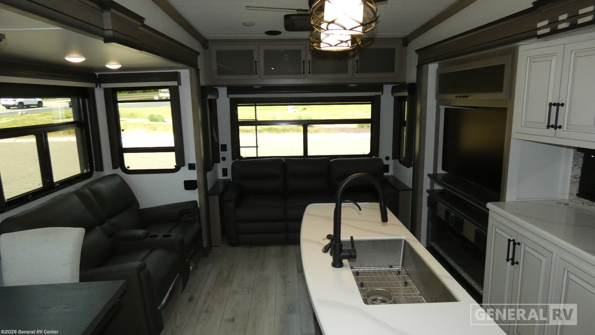 2024 Keystone Montana Legacy 3231CK - Used Fifth Wheel For Sale by General RV Center in North Canton, Ohio