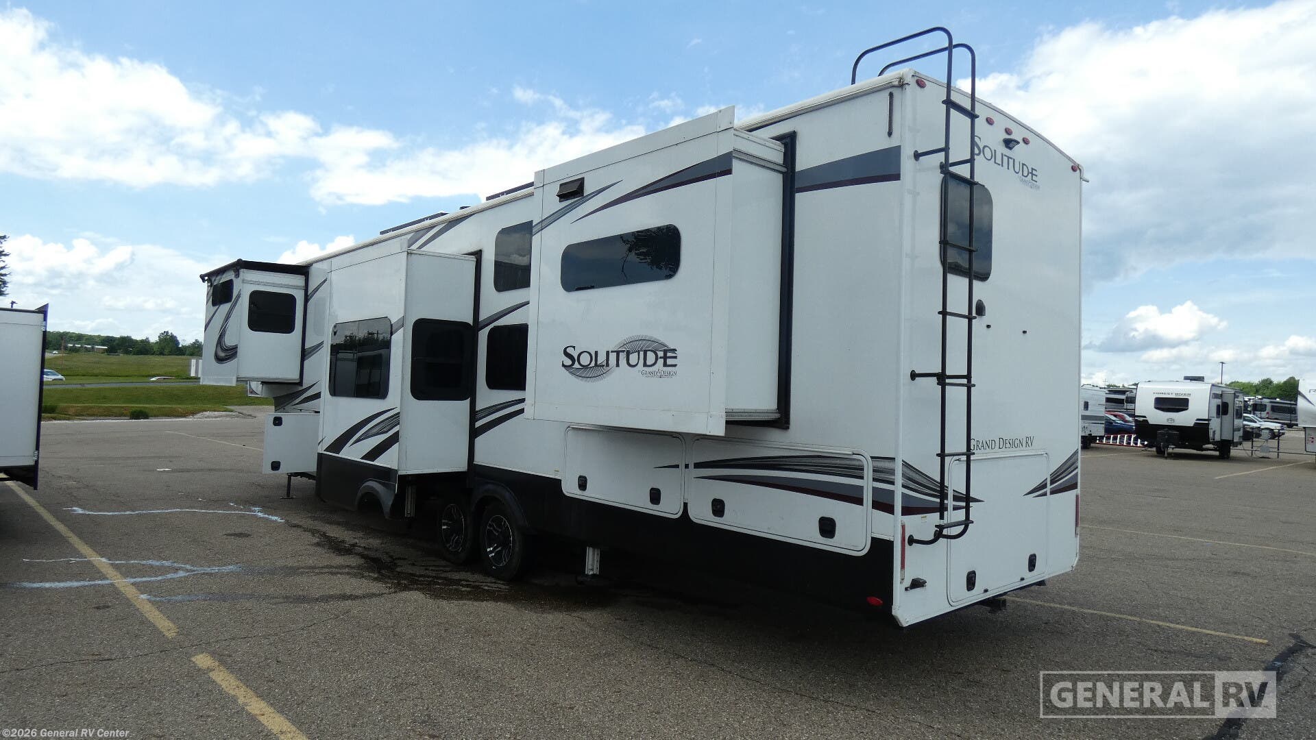 2022 Solitude 390RK-R by Grand Design from General RV Center in North Canton, Ohio