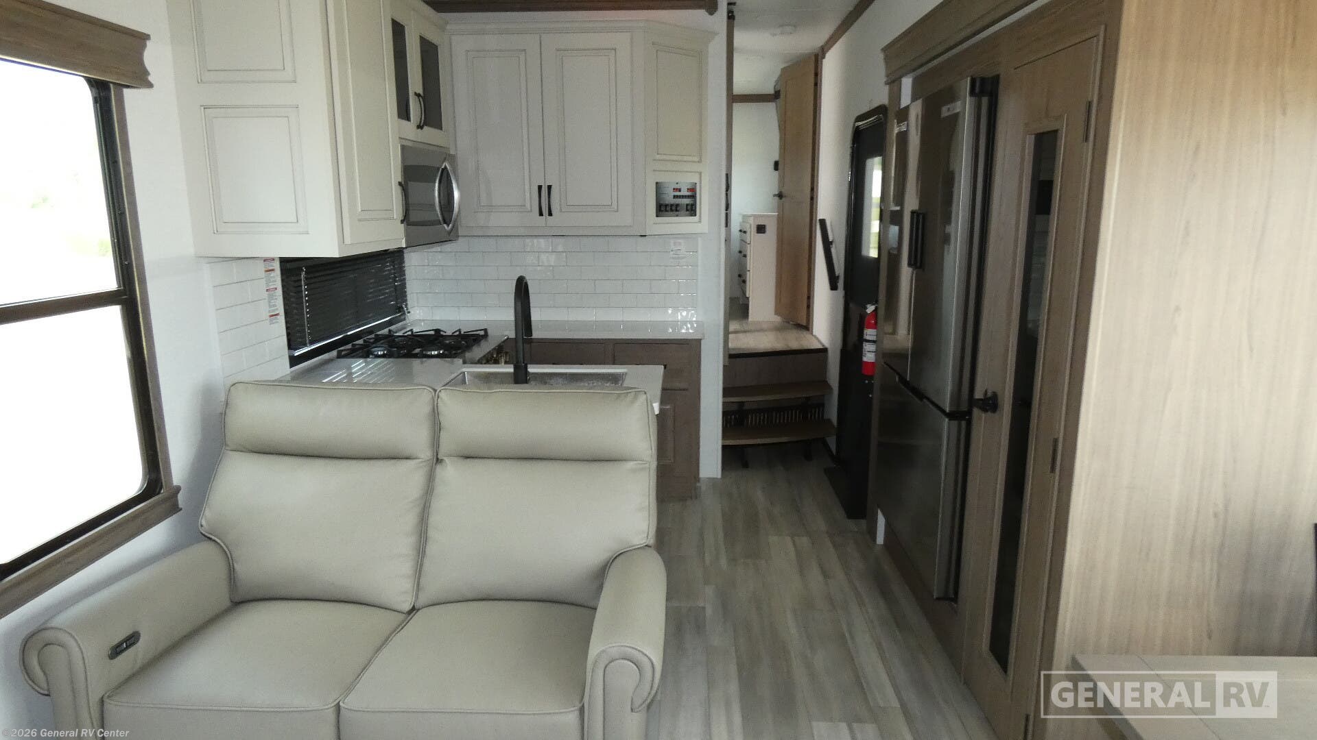 Used 2024 Alliance RV Paradigm 395DS available in North Canton, Ohio