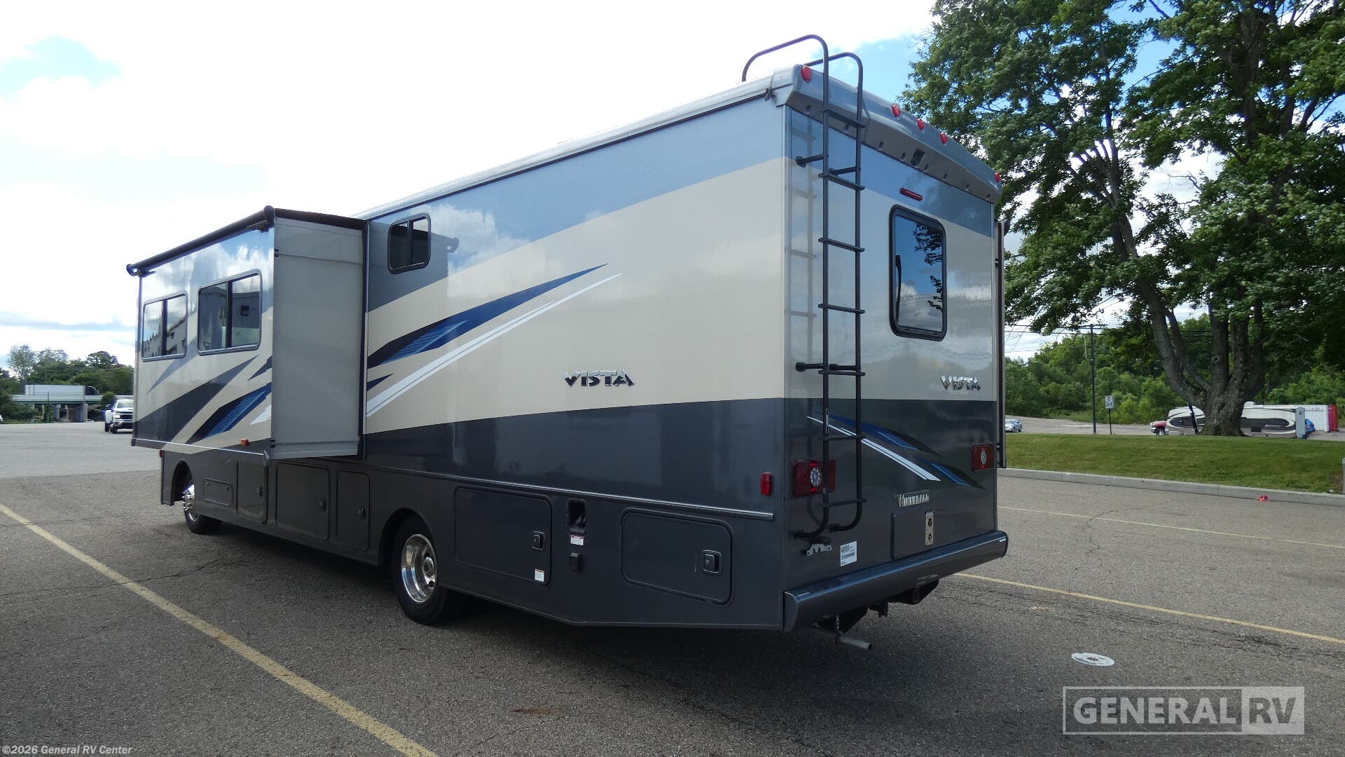 2021 Vista 32M by Winnebago from General RV Center in North Canton, Ohio