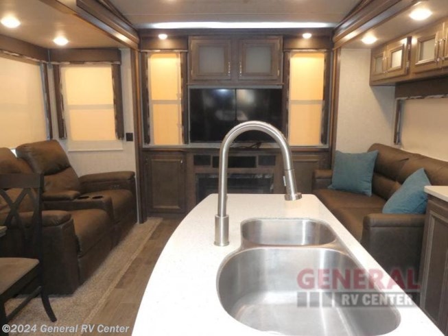 2019 Montana High Country 310RE by Keystone from General RV Center in Orange Park, Florida