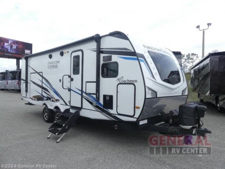 Used 2023 Coachmen Freedom Express Ultra Lite 259FKDS available in Orange Park, Florida