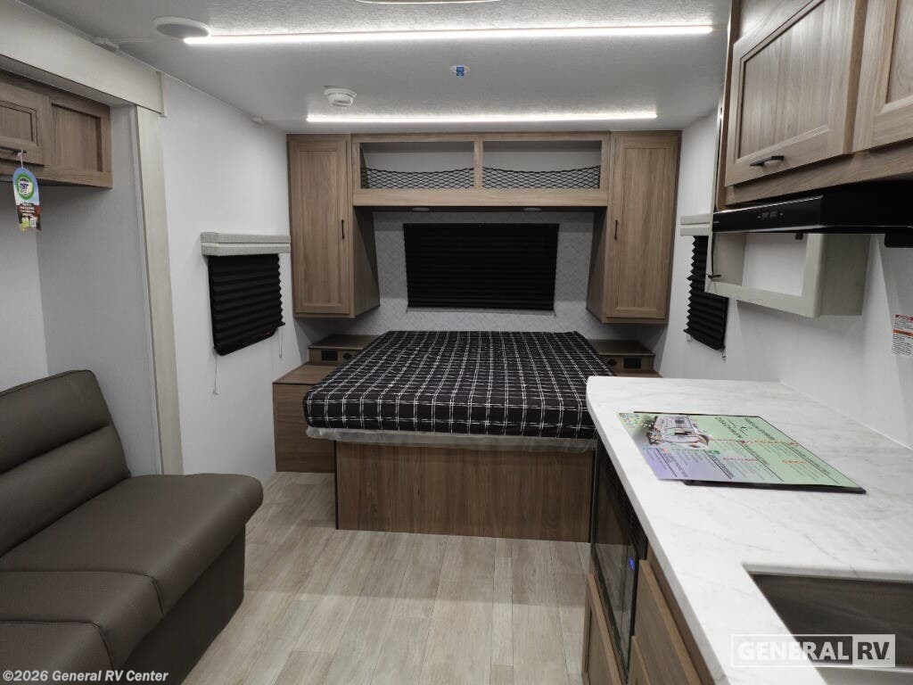New 2026 Coachmen Freedom EXPRS 19SE available in Orange Park, Florida