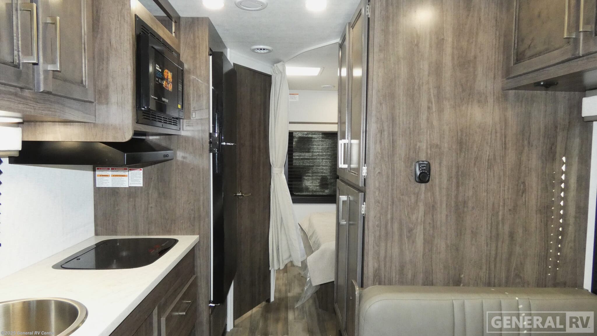 2026 Entegra Coach Odyssey 22CF-SE - New Class C For Sale by General RV Center in Orange Park, Florida