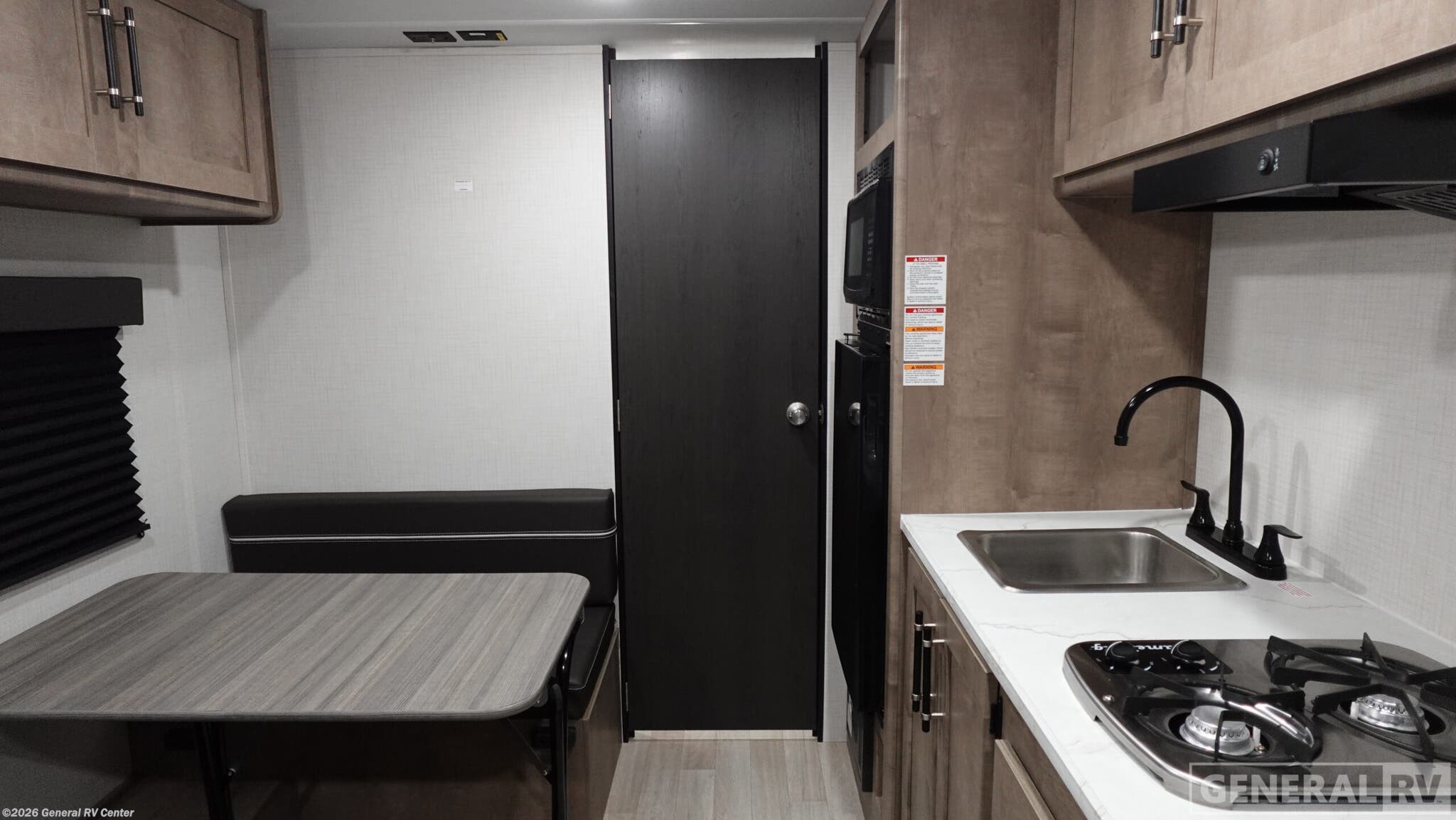 2026 Keystone Springdale 1700FQ - New Travel Trailer For Sale by General RV Center in Orange Park, Florida