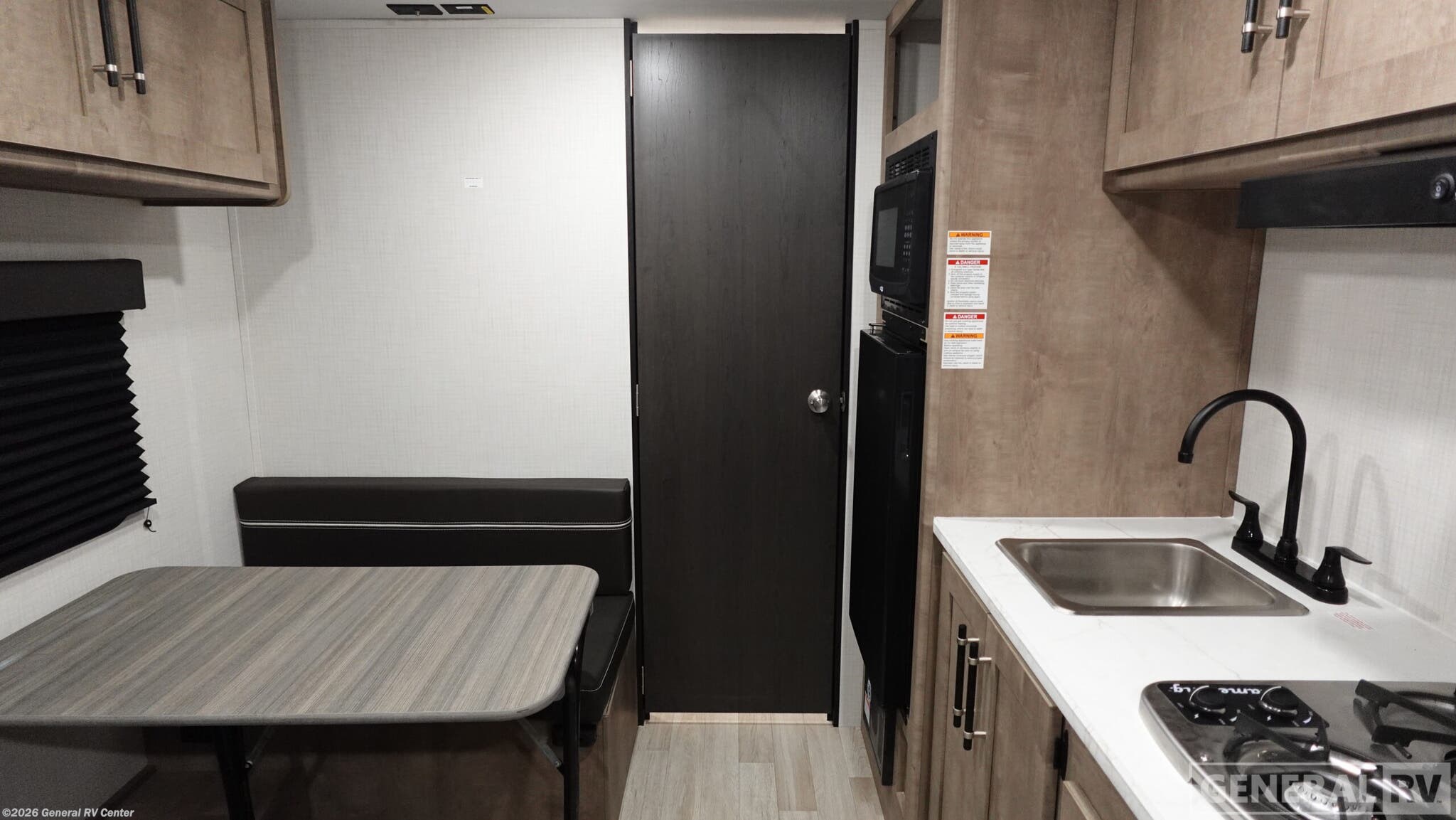 2026 Keystone Springdale 1700FQ - New Travel Trailer For Sale by General RV Center in Orange Park, Florida