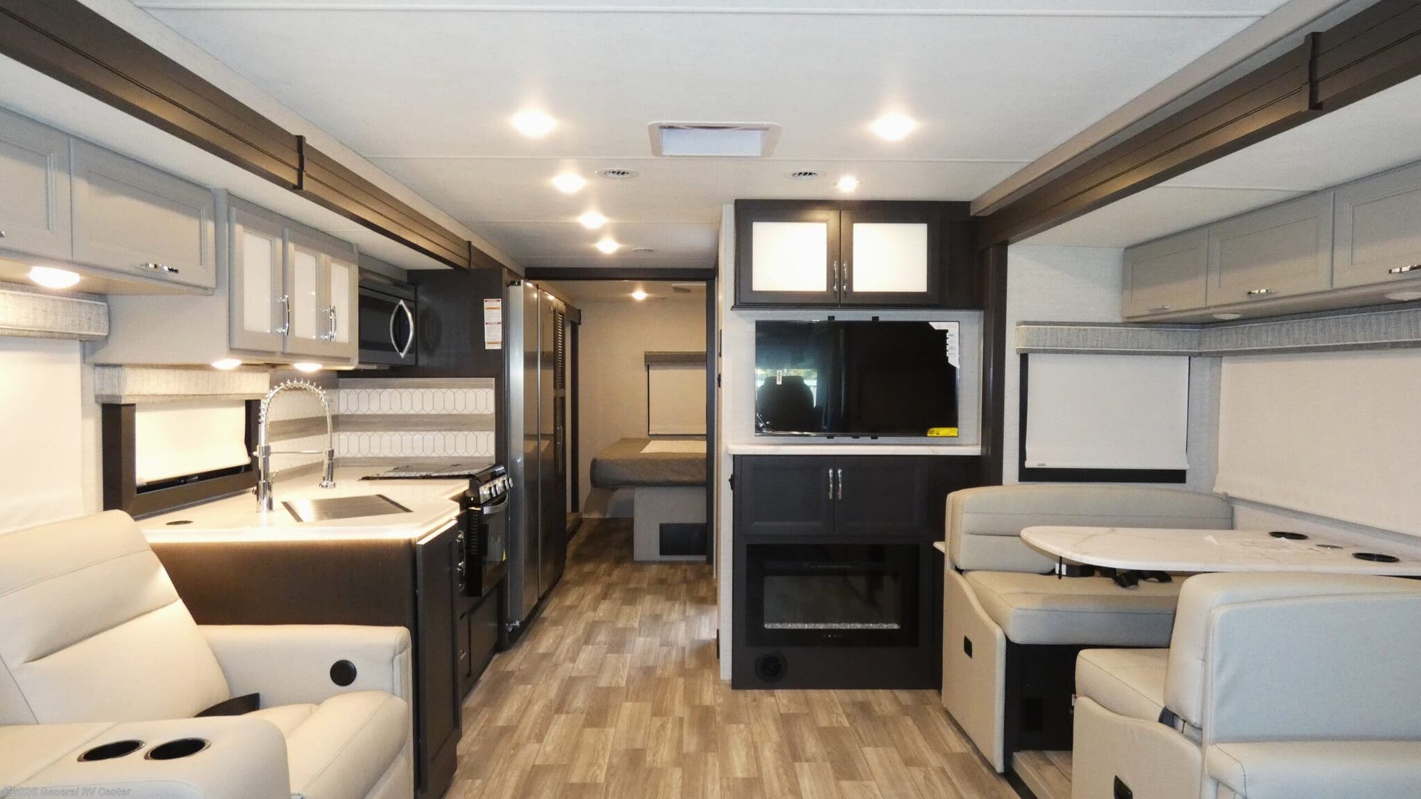 2026 Thor Motor Coach Luminate CC35 - New Class A For Sale by General RV Center in Orange Park, Florida