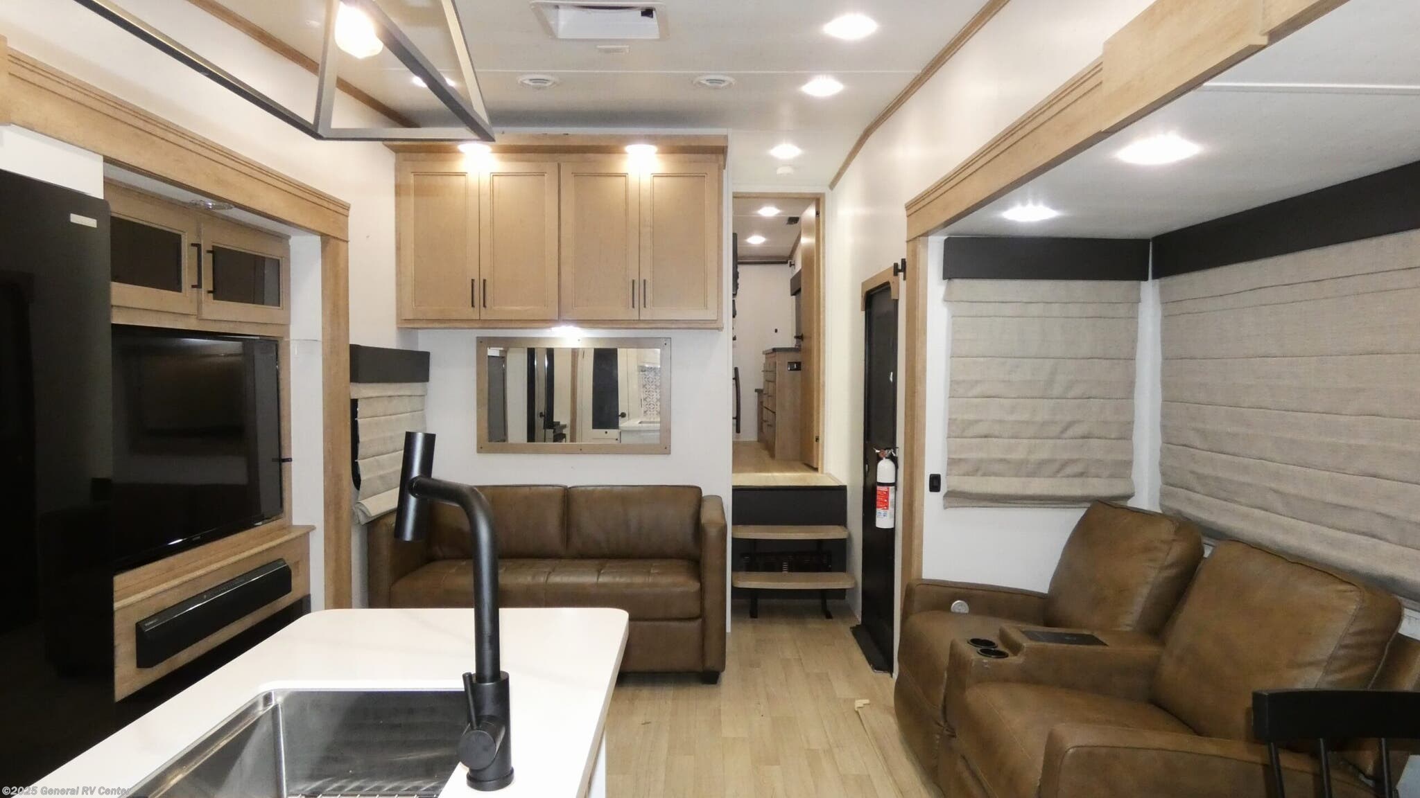 Used 2024 Keystone Arcadia 3140RK available in Orange Park, Florida