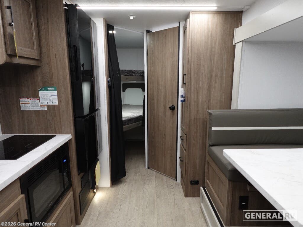 2026 Coachmen Freedom EXPRS 21SE - New Travel Trailer For Sale by General RV Center in Orange Park, Florida