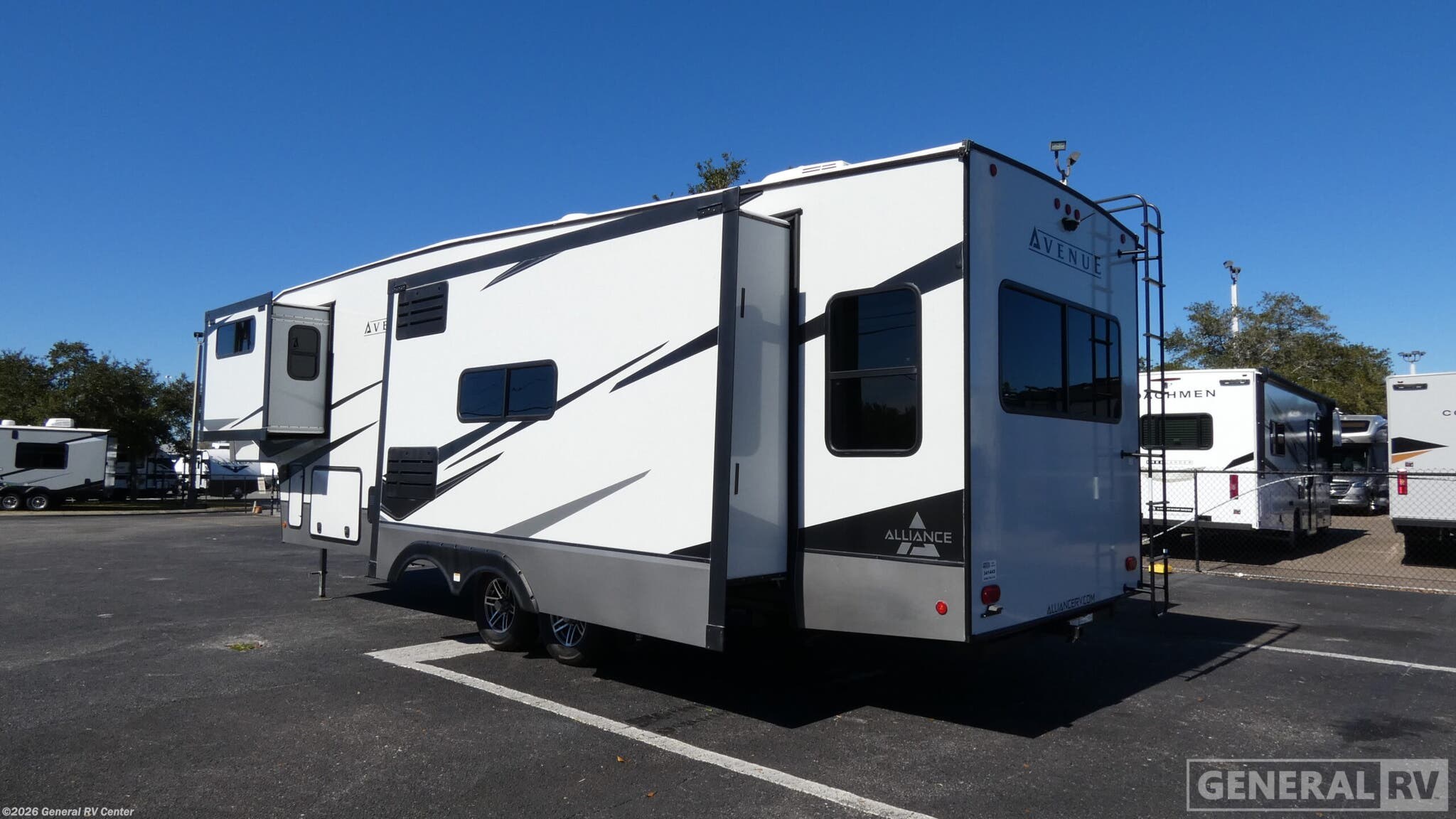 2022 Avenue 32RLS by Alliance RV from General RV Center in Orange Park, Florida