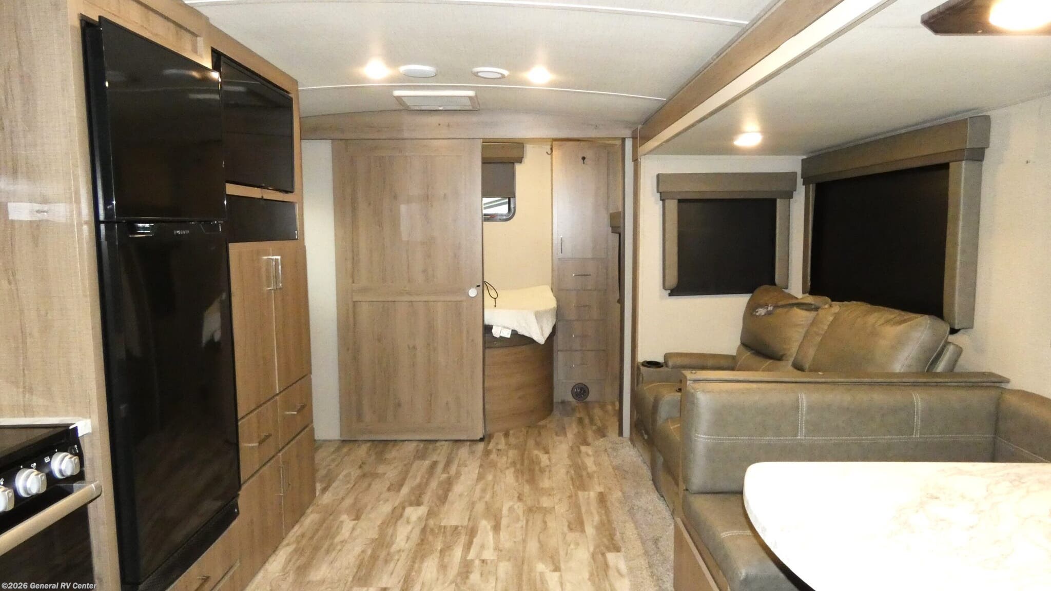 2022 Grand Design Imagine 2910BH - Used Travel Trailer For Sale by General RV Center in Orange Park, Florida