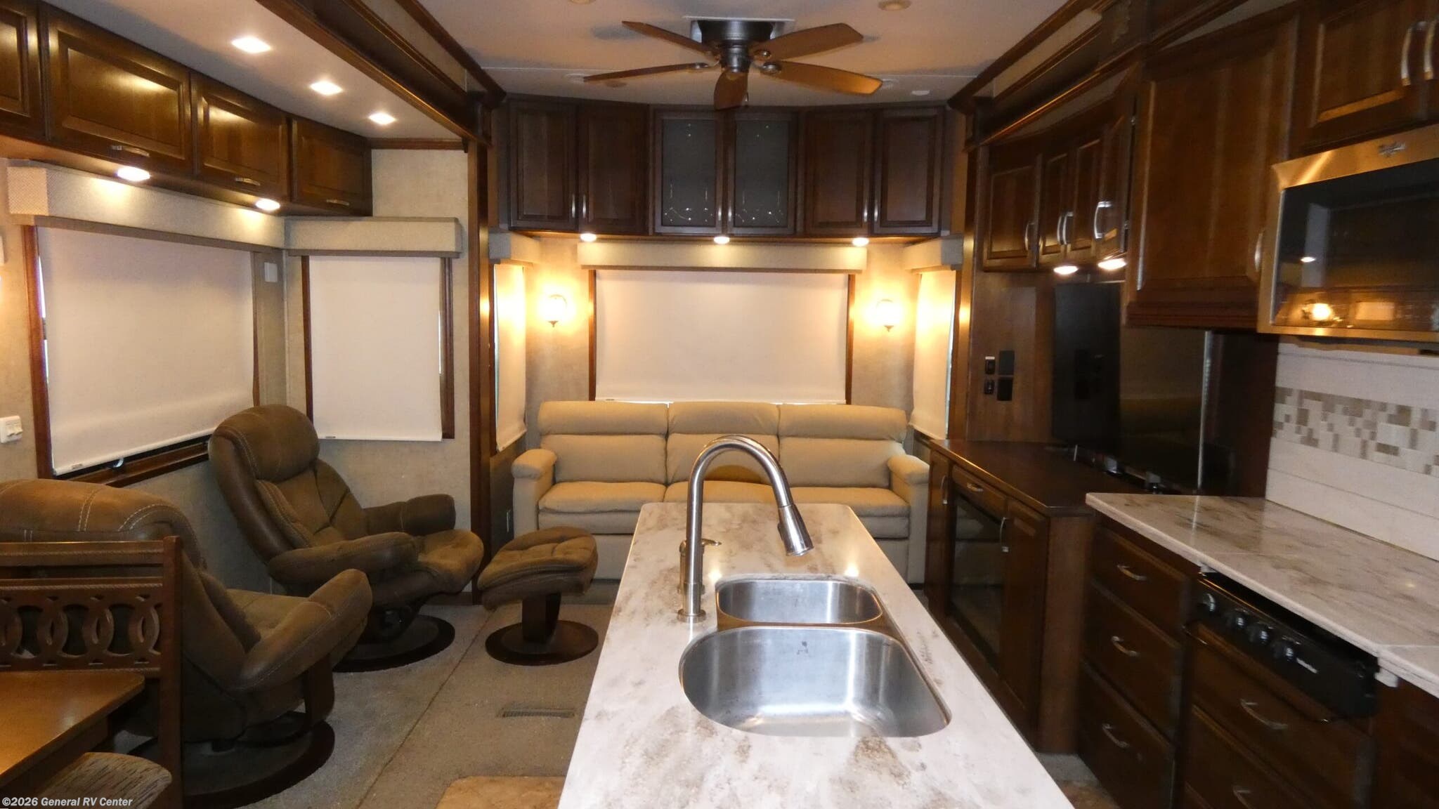 2015 DRV Mobile Suites 38RSSA - Used Fifth Wheel For Sale by General RV Center in Orange Park, Florida