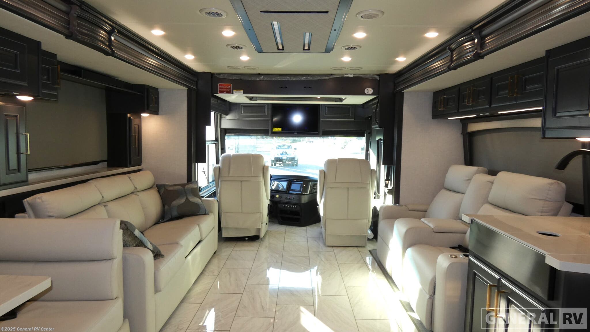 New 2026 Fleetwood Discovery LXE 44B available in Orange Park, Florida
