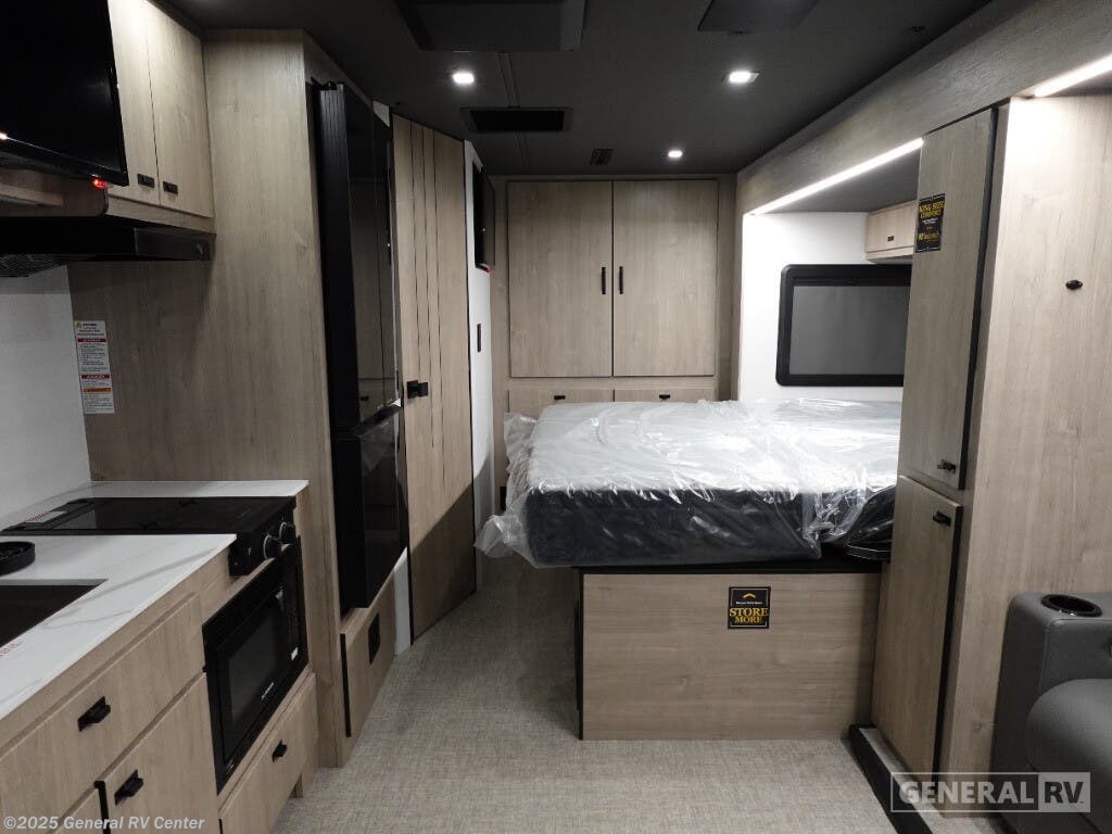 2025 Lineage 25FW by Grand Design from General RV Center in Orange Park, Florida