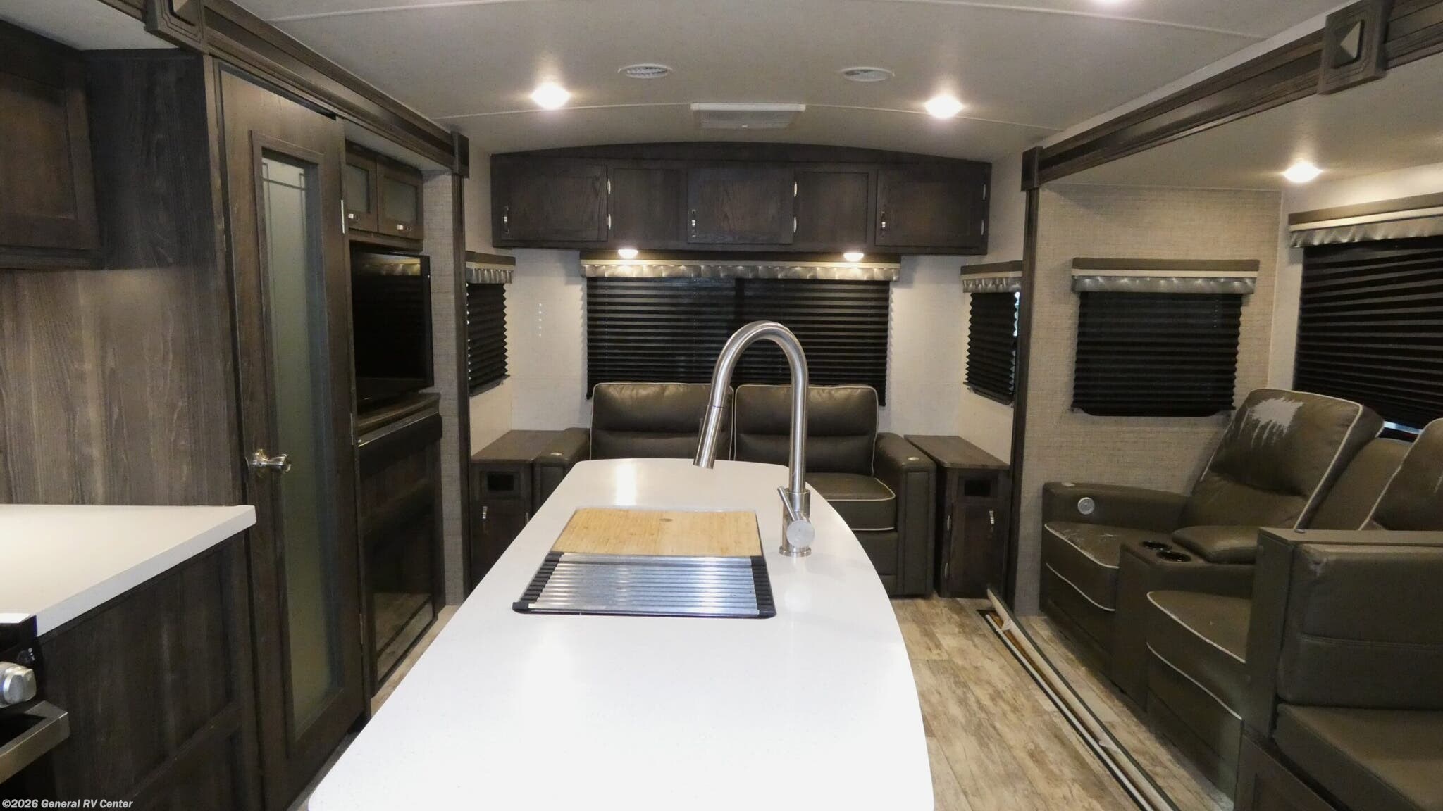 2020 Highland Ridge Open Range Light 275RLS - Used Travel Trailer For Sale by General RV Center in Orange Park, Florida