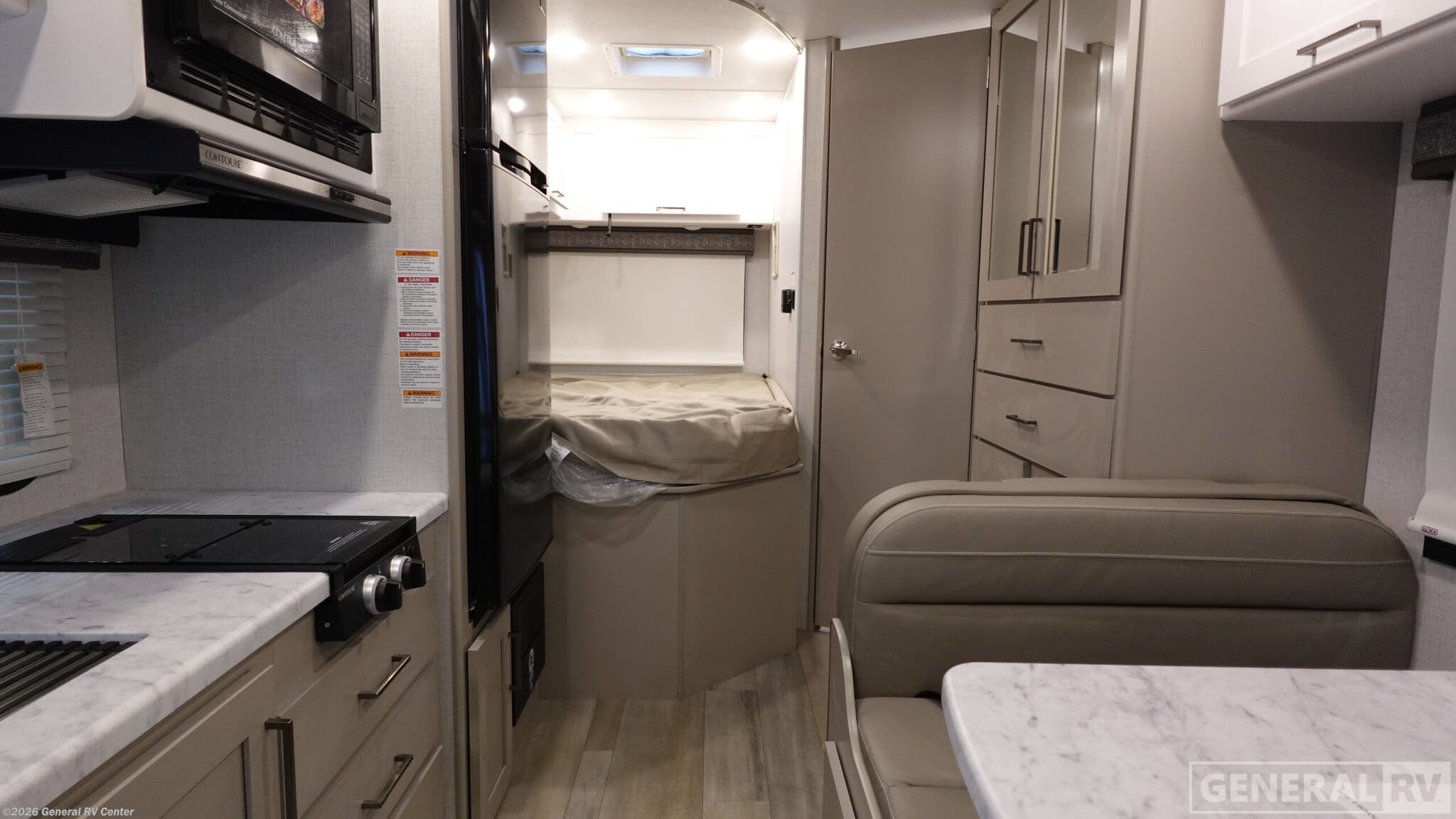 2026 Thor Motor Coach Pasadena SE SE21 Chevy - New Class C For Sale by General RV Center in Orange Park, Florida