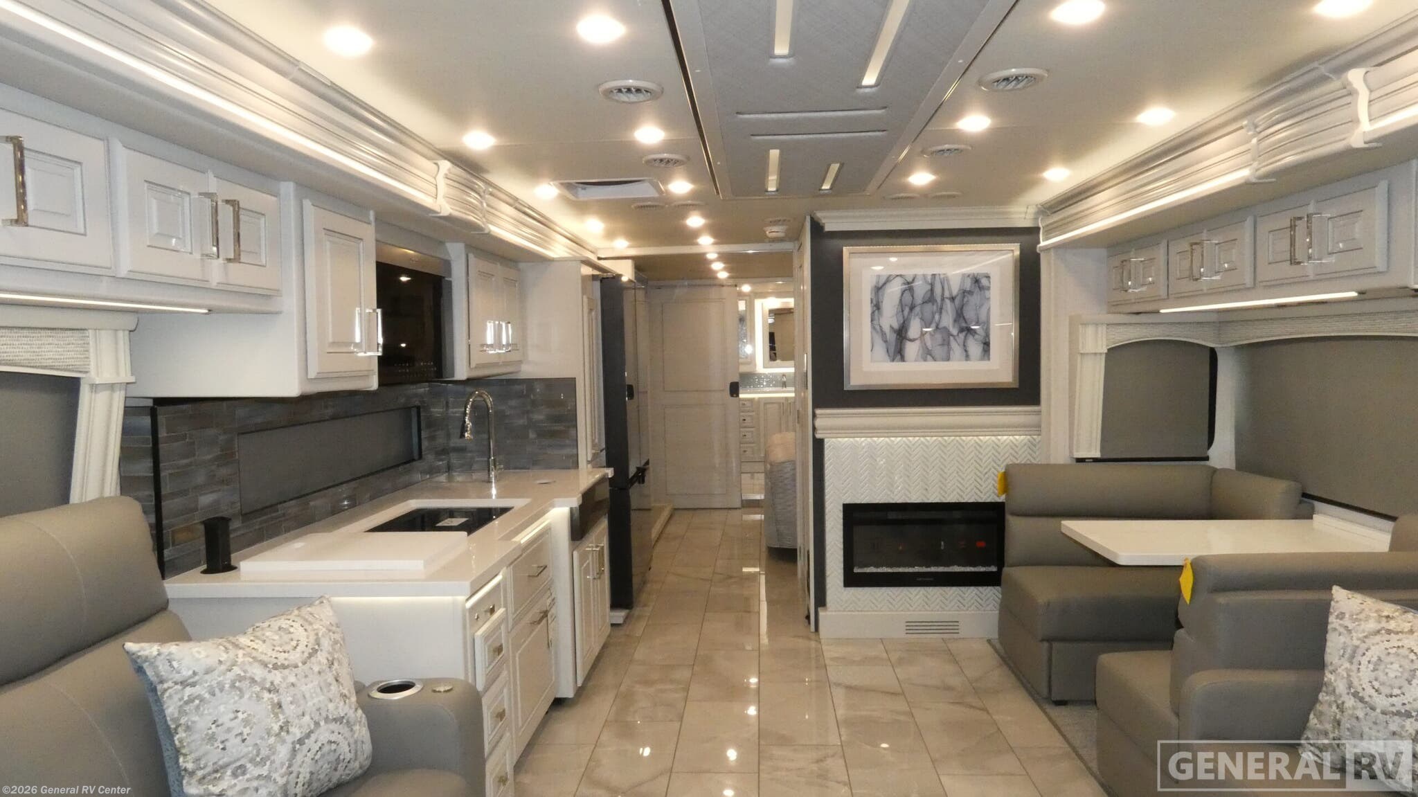 2026 Fleetwood Discovery LXE 40M - New Class A For Sale by General RV Center in Orange Park, Florida